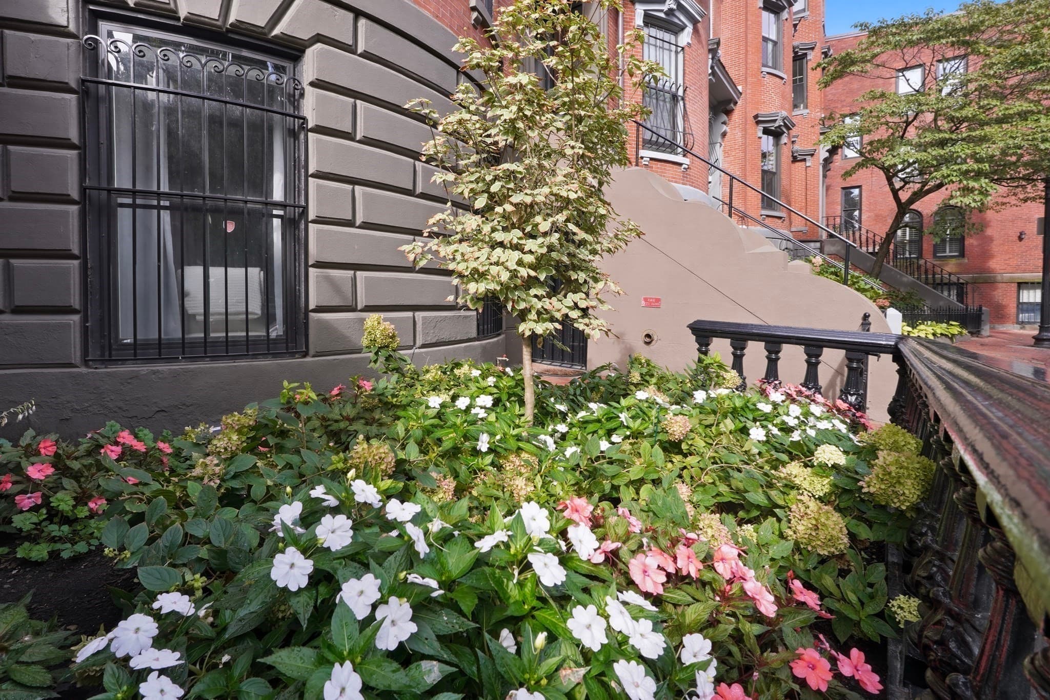 Condominium at 5 Worcester Sq # A, Boston MA 02118, photo 32 of 42