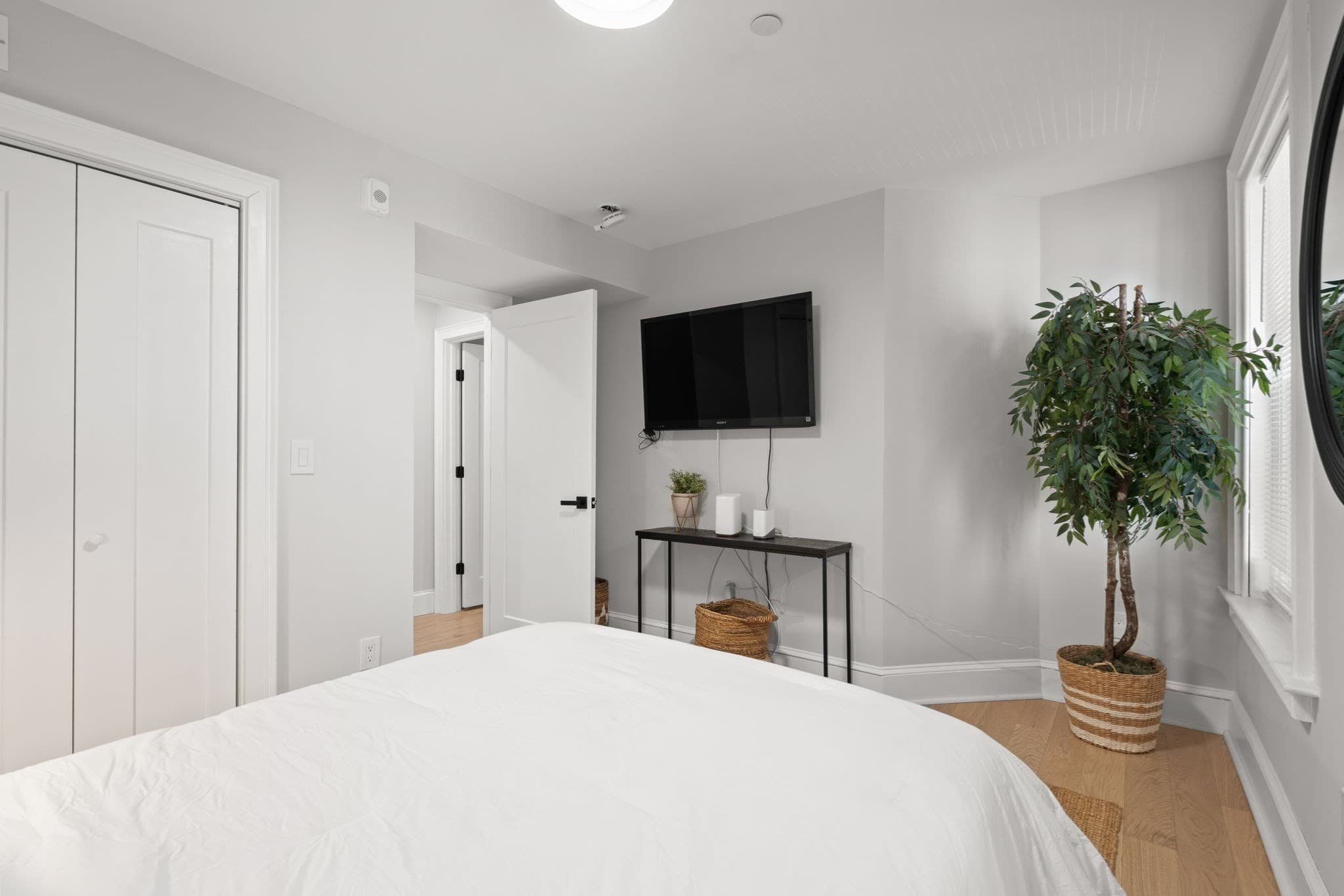 Condominium at 5 Worcester Sq # A, Boston MA 02118, photo 21 of 42