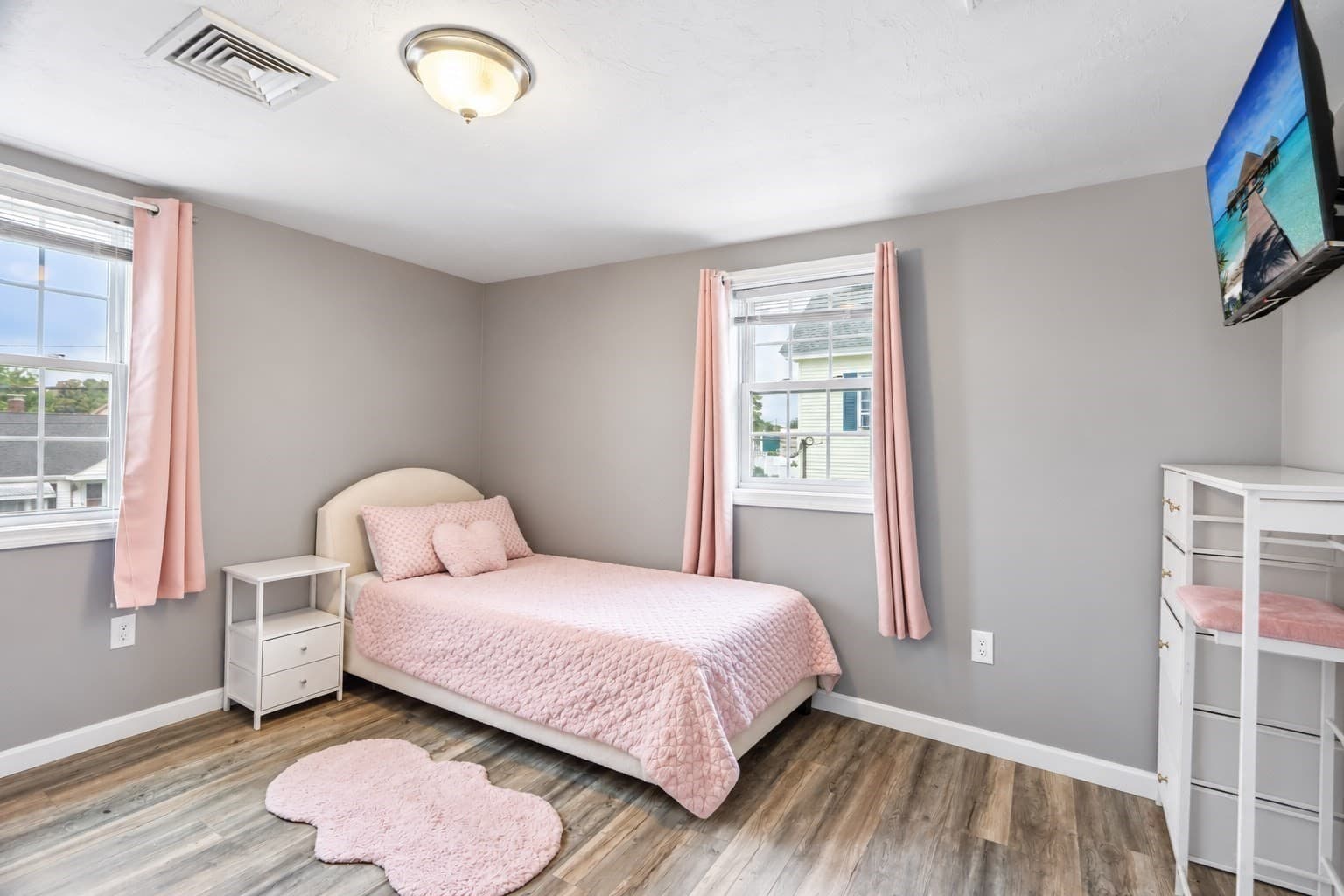 Single Family Residence at 281 Washington St, Taunton MA 02780, photo 20 of 31