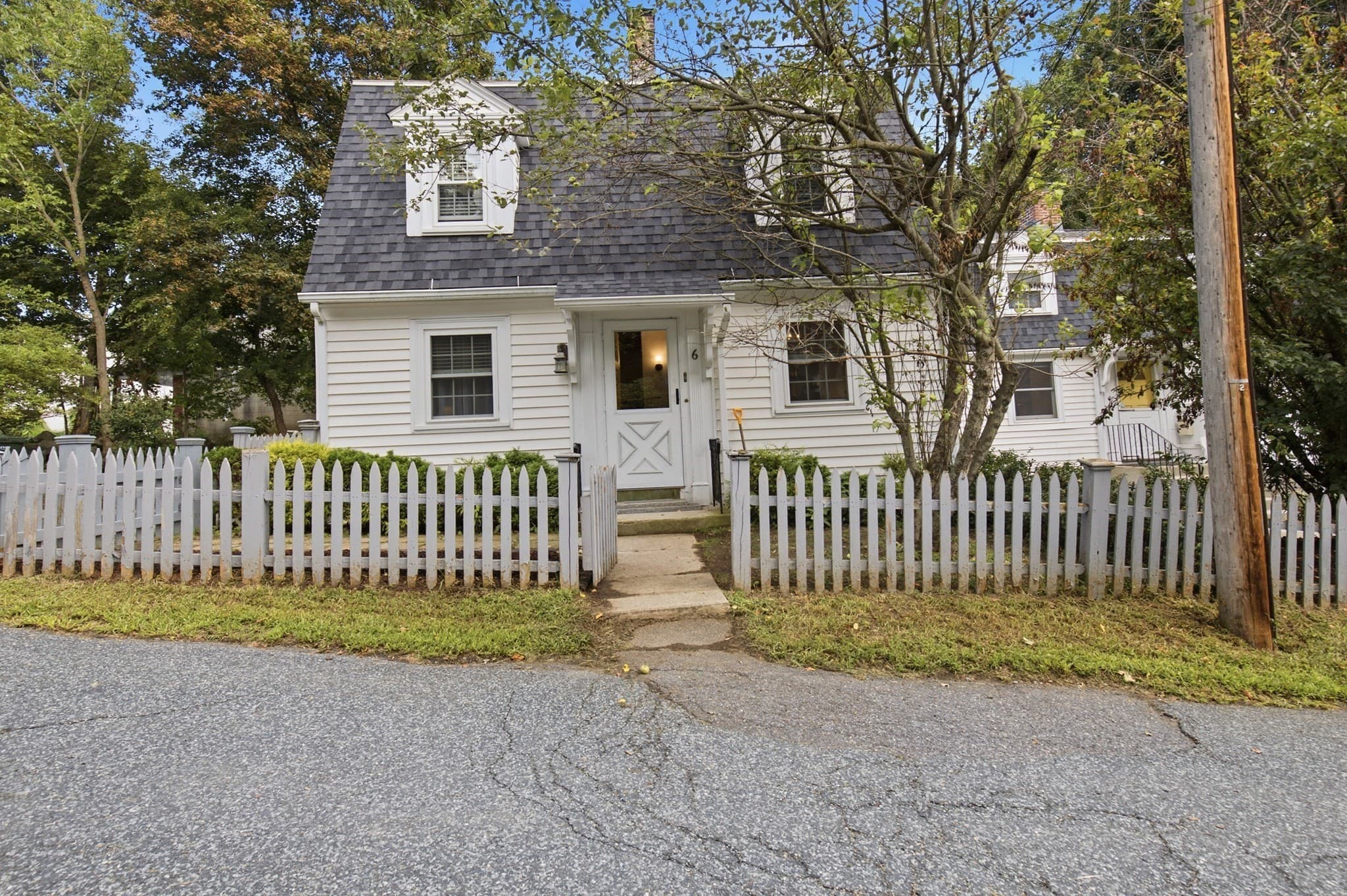 6-8 Center Place, Stow MA 01775
