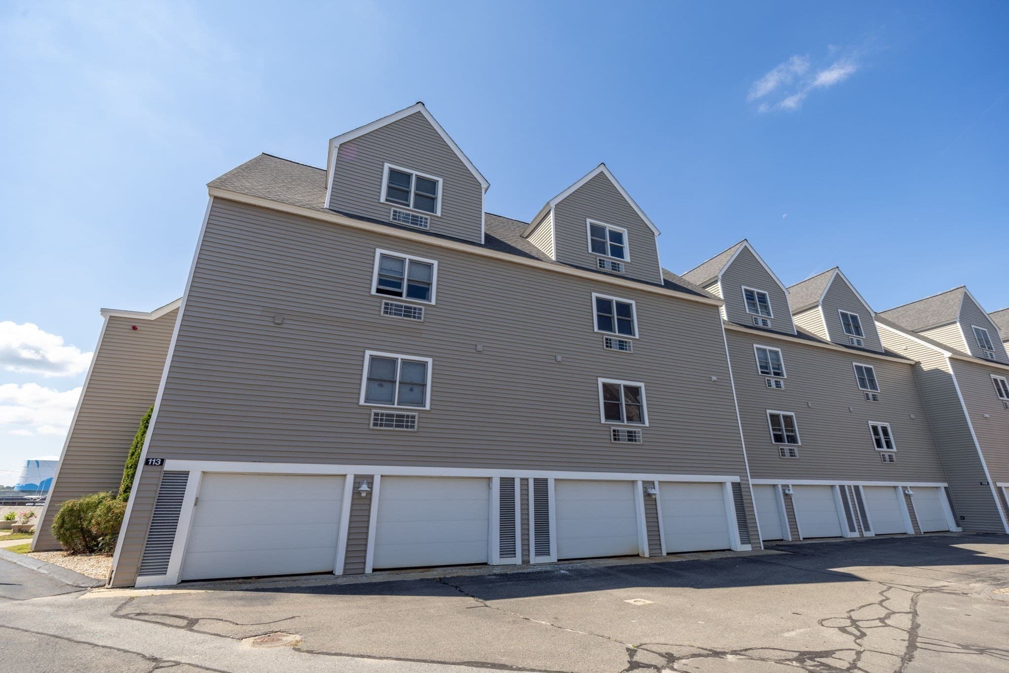 Condominium at 113 Water # 78, Beverly MA 01915, Beverly, photo 37 of 38