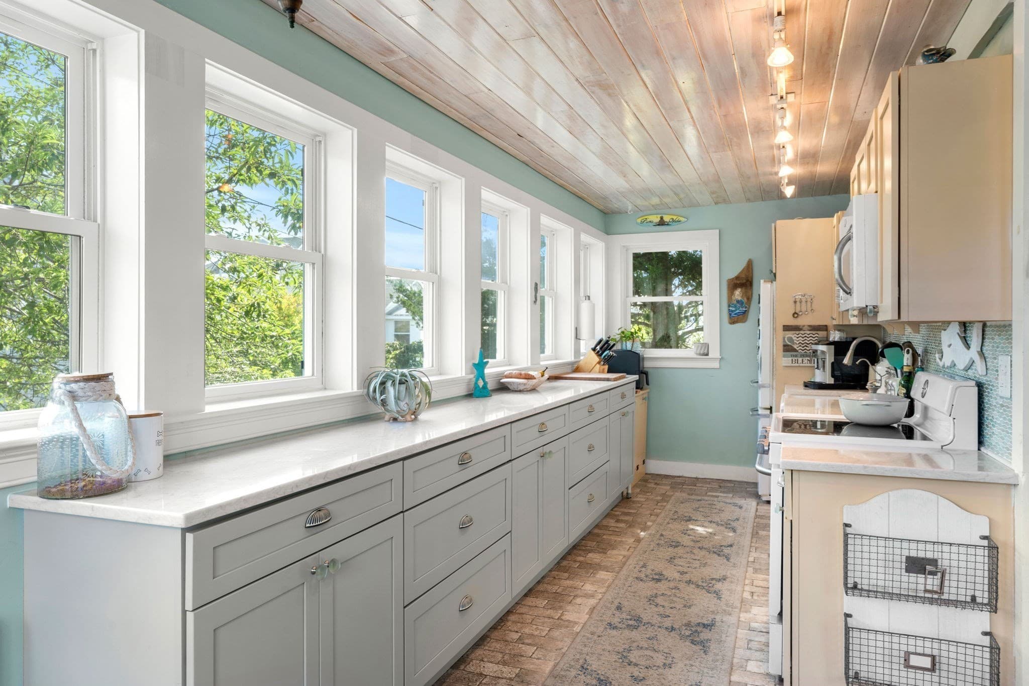 Single Family Residence at 11 69th Street, Newburyport MA 01950, Newburyport, photo 16 of 42