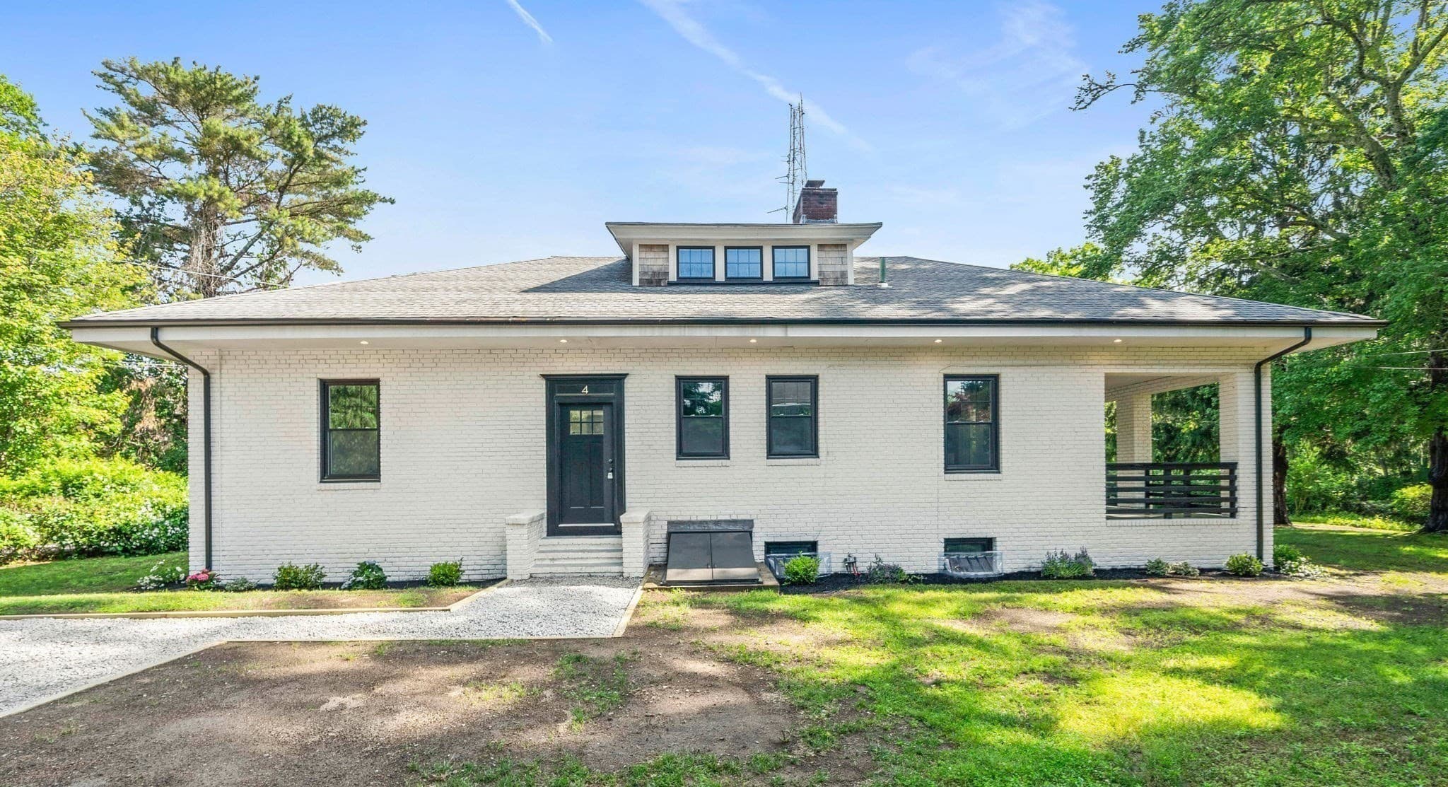 Single Family Residence at 4 Marconi Lane, Marion MA 02738, Marion, photo 2 of 33