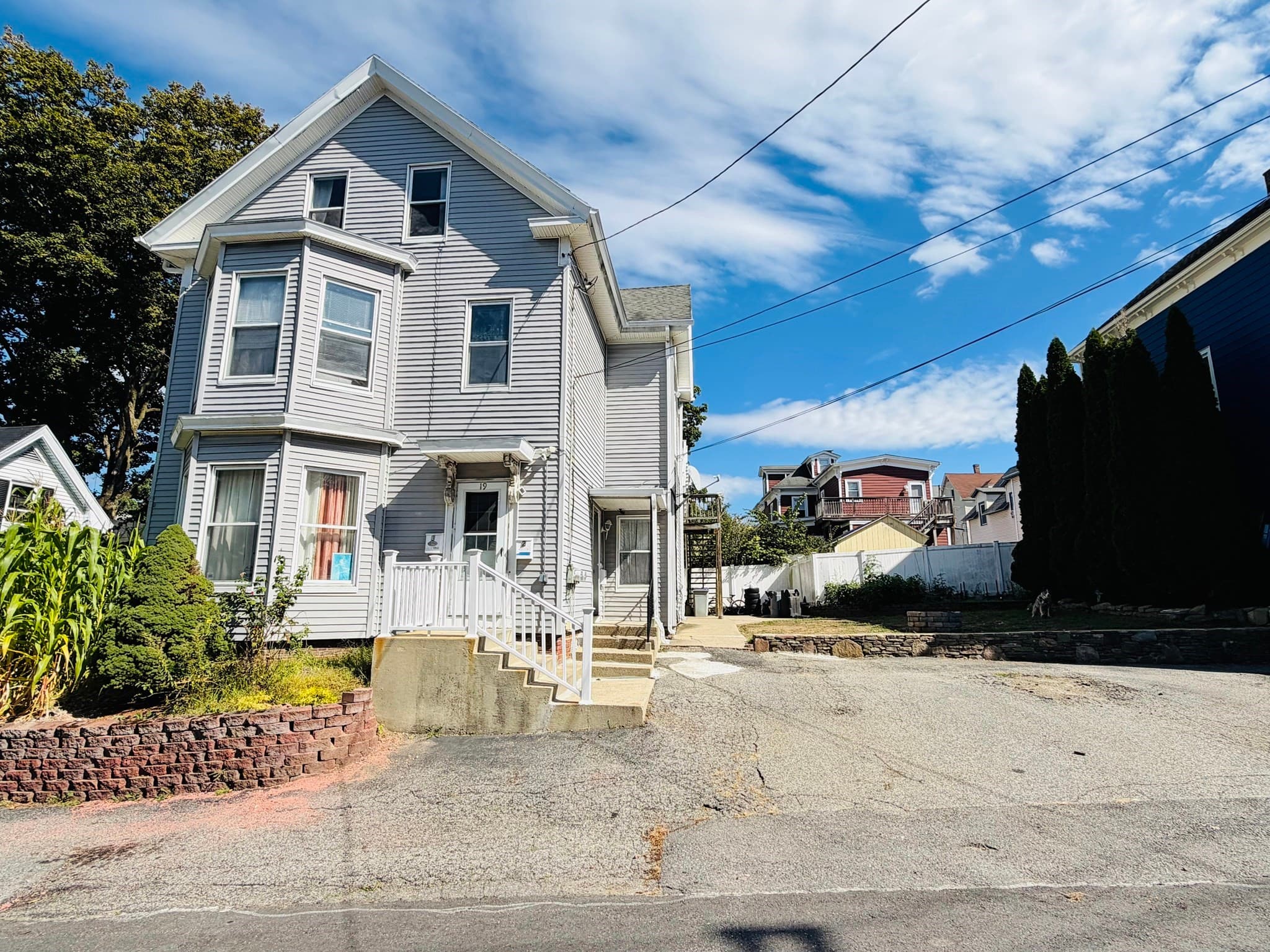 3 Family at 19 Pearl St, Clinton MA 01510, Clinton, photo 2 of 30