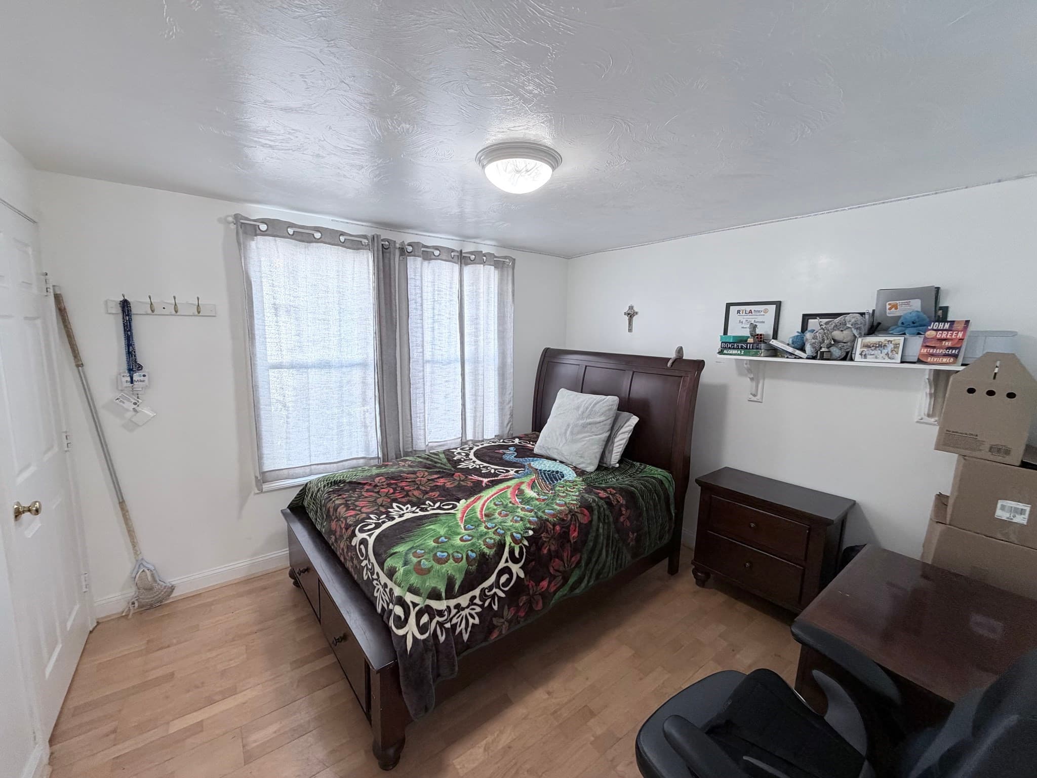 3 Family at 19 Pearl St, Clinton MA 01510, Clinton, photo 11 of 30