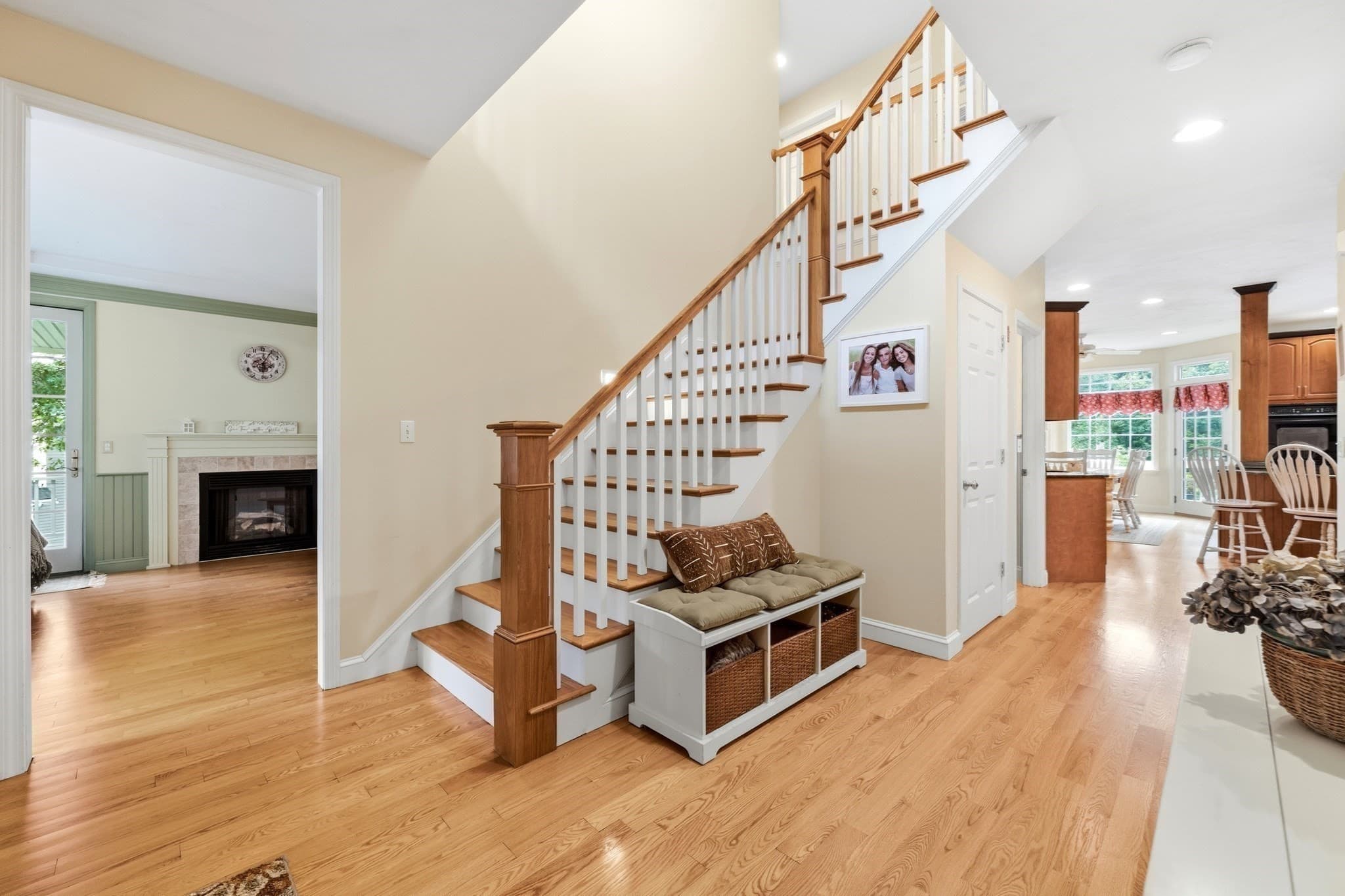 Single Family Residence at 10 Bartelli Road, Lakeville MA 02347, Lakeville, photo 5 of 42