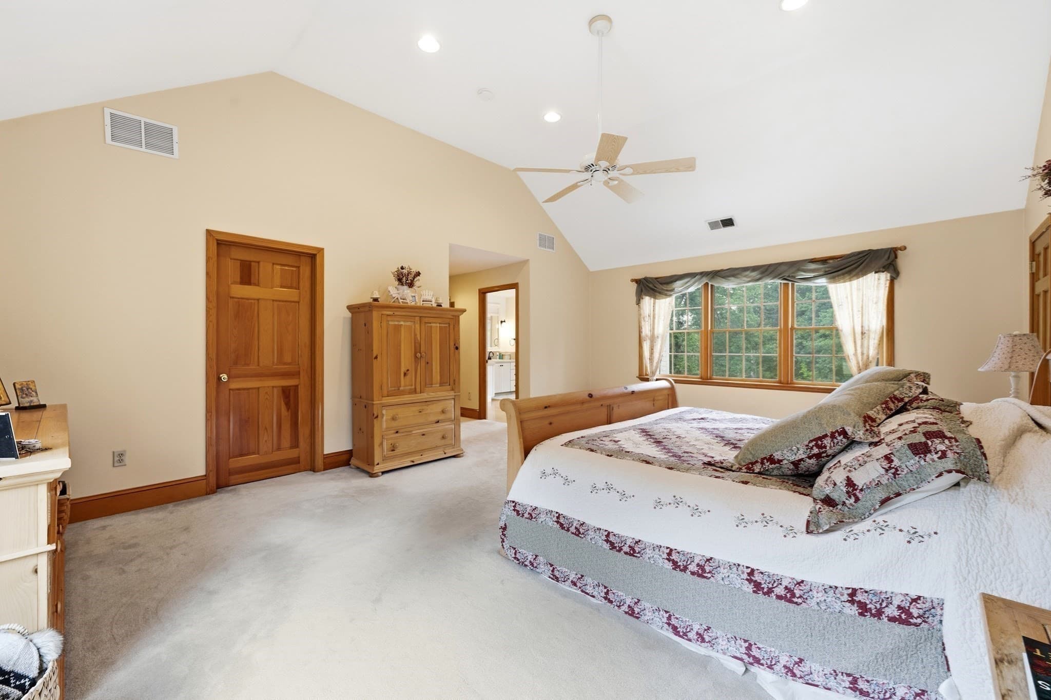 Single Family Residence at 10 Bartelli Road, Lakeville MA 02347, Lakeville, photo 31 of 42