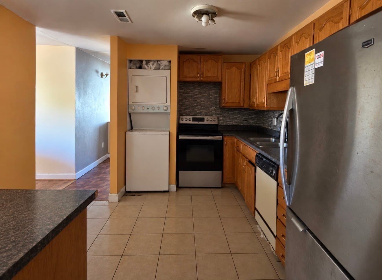 Condominium at 221 Oak Street # 21, Brockton MA 02301, Brockton, photo 5 of 7