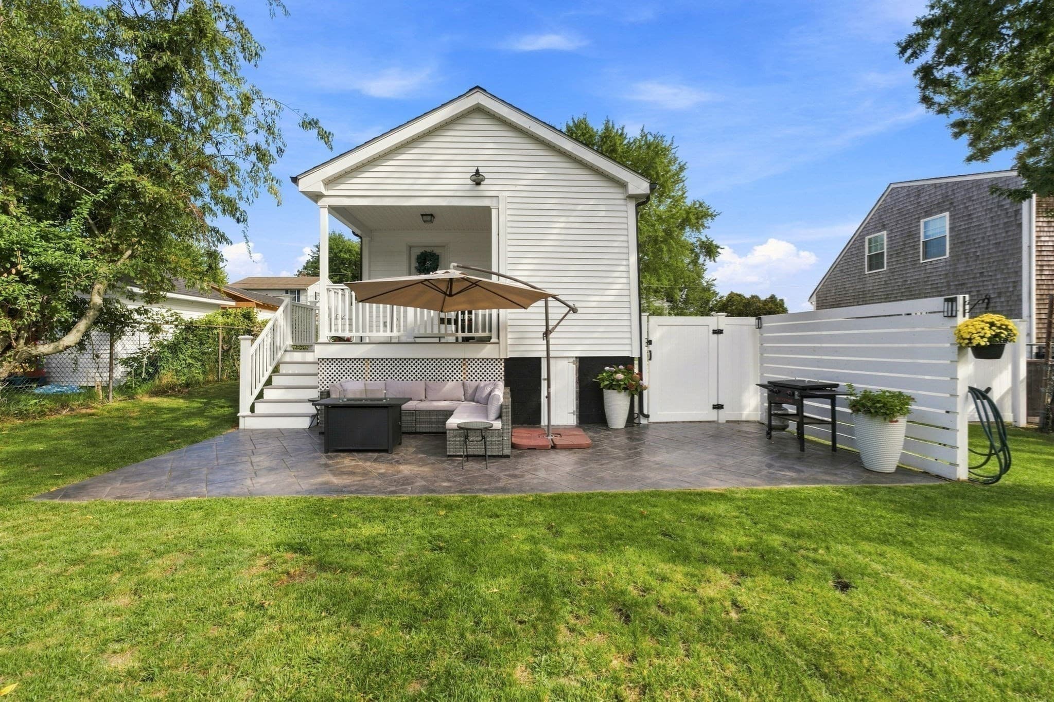 Single Family Residence at 47 Perkins St, Somerset MA 02725, Somerset, photo 32 of 42