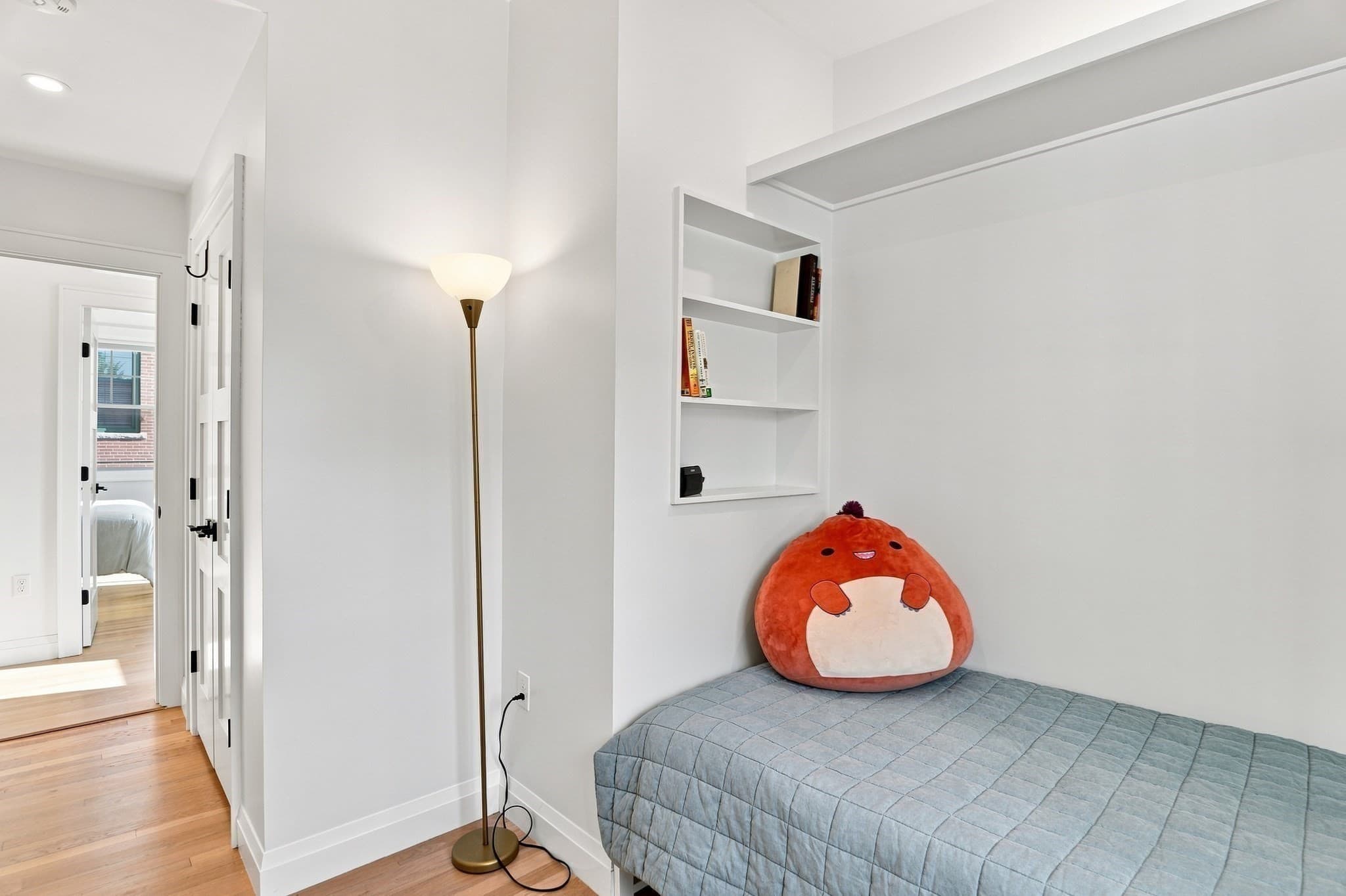 Single Family Residence at 3 Lauten Place, Boston MA 02127, Boston, photo 25 of 34