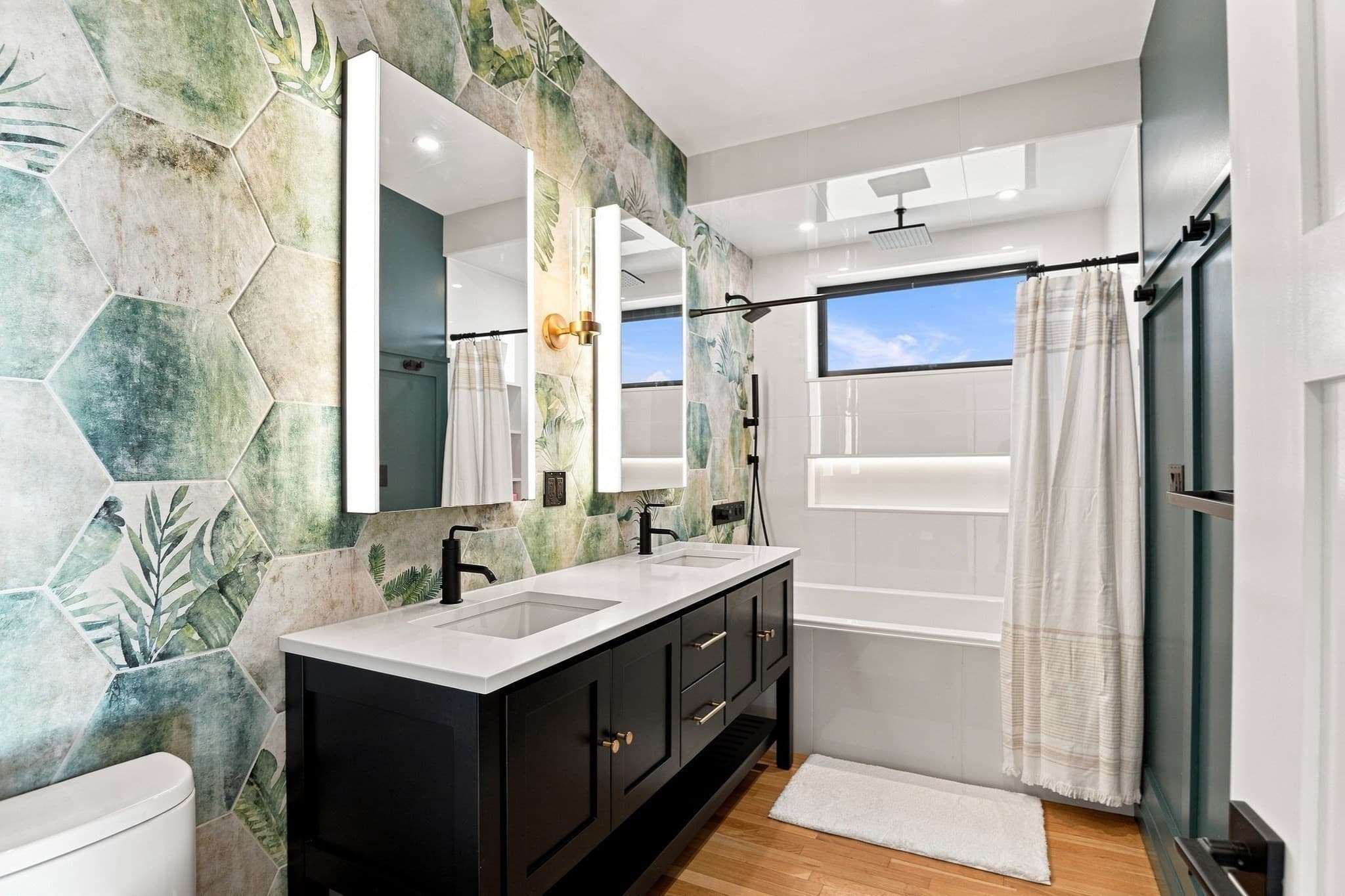 Single Family Residence at 3 Lauten Place, Boston MA 02127, Boston, photo 21 of 34
