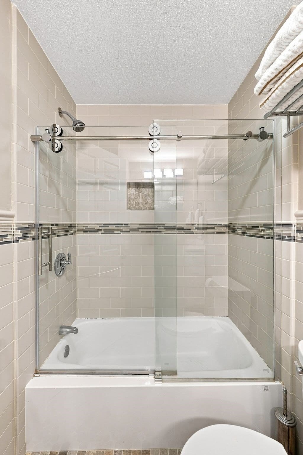 Condominium at 2 Capstan Way # 0, Swampscott MA 01907, Swampscott, photo 27 of 35