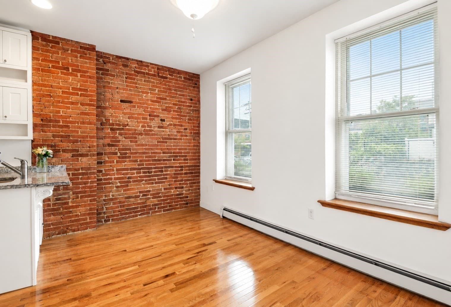Condominium at 31 Division # 1, Chelsea MA 02150, Chelsea, photo 9 of 28