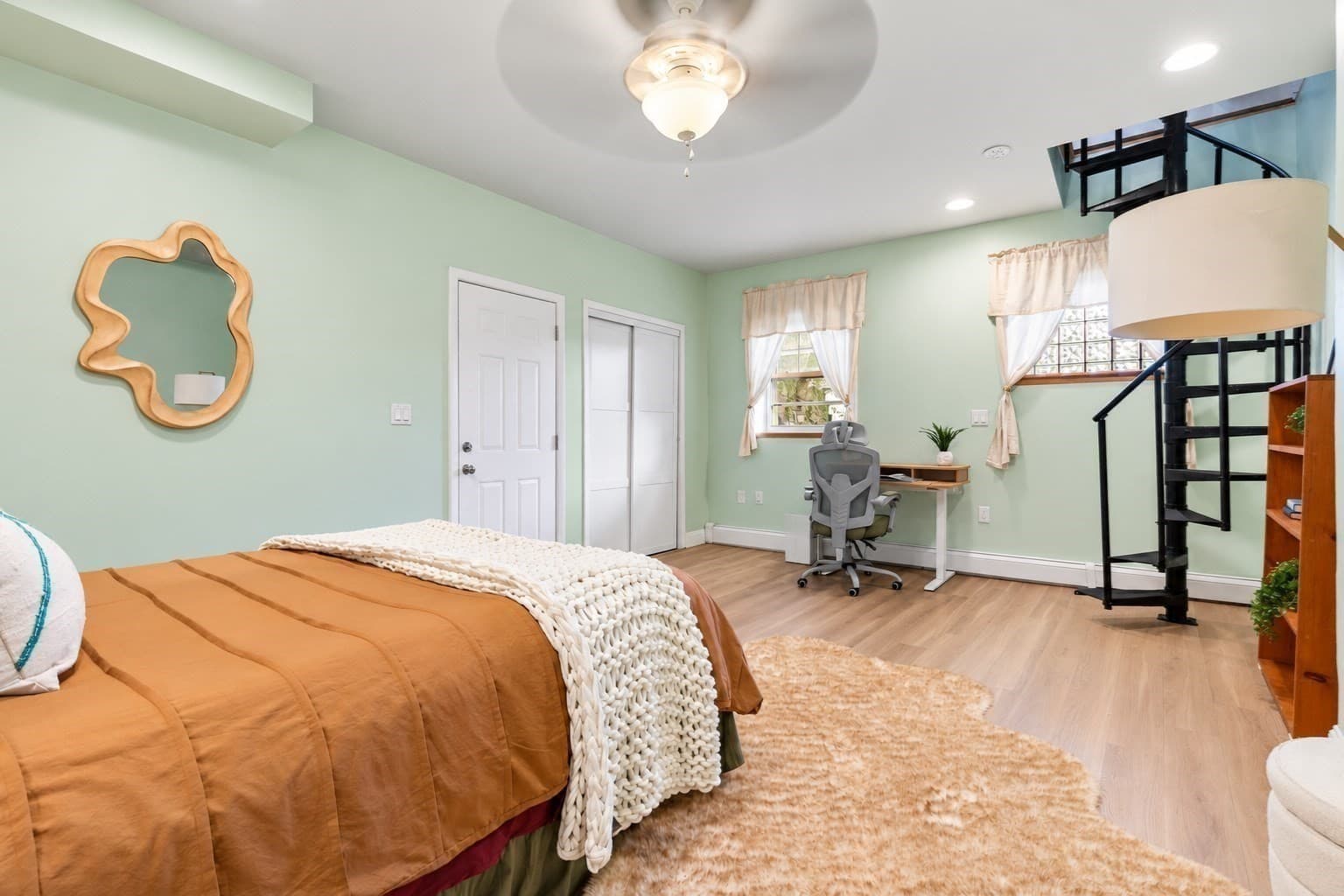 Condominium at 31 Division # 1, Chelsea MA 02150, Chelsea, photo 18 of 28