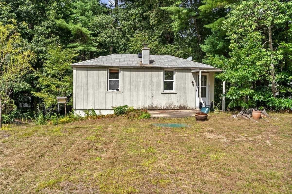 Single Family Residence at 543-547 Quinapoxet Street, Holden MA 01522, Holden, photo 31 of 42