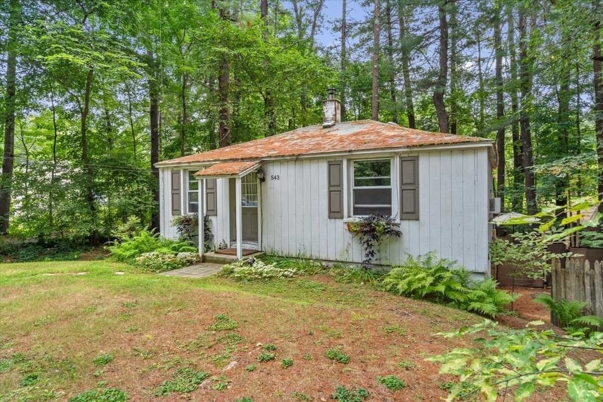 Single Family Residence at 543-547 Quinapoxet Street, Holden MA 01522, Holden, photo 8 of 42