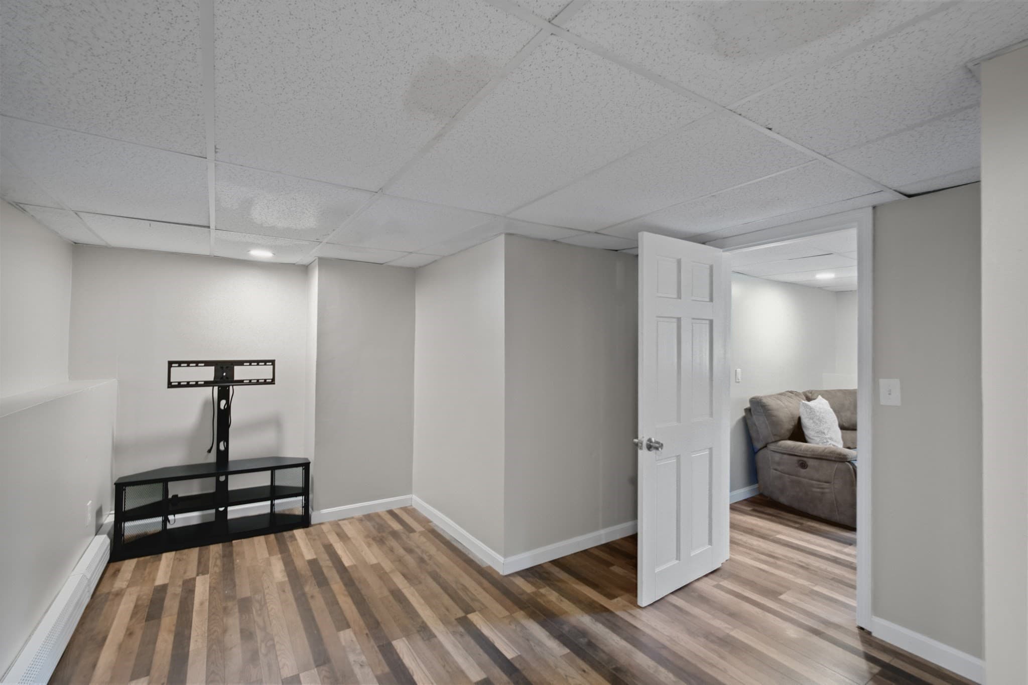 Single Family Residence at 77 Quequechan Rd, Taunton MA 02780, photo 23 of 38