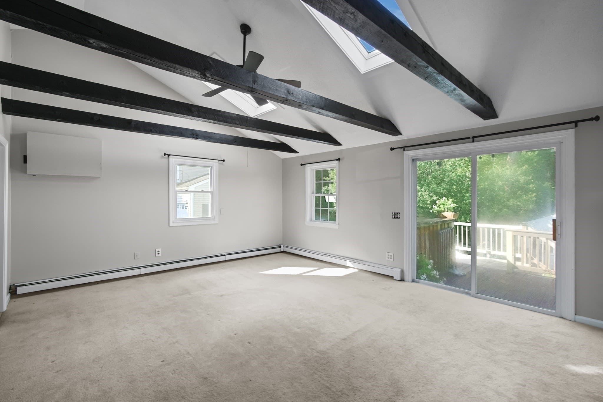 Single Family Residence at 77 Quequechan Rd, Taunton MA 02780, photo 16 of 38
