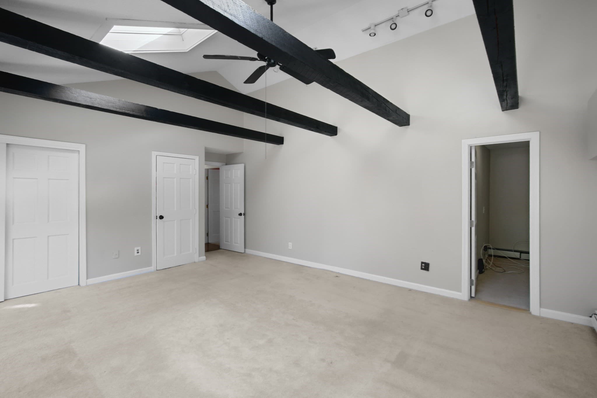 Single Family Residence at 77 Quequechan Rd, Taunton MA 02780, photo 15 of 38