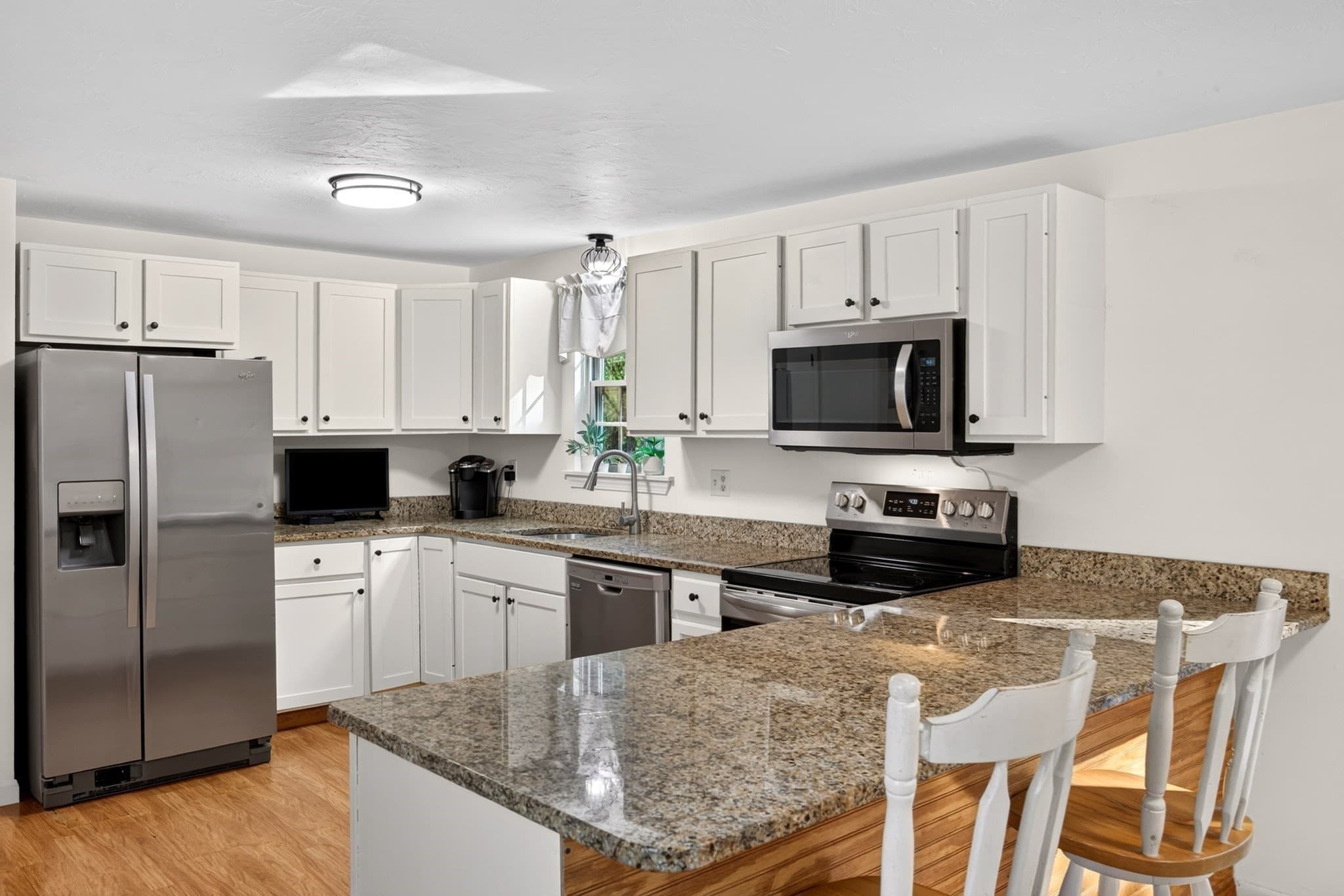 Single Family Residence at 115 Dove Hill Rd, Falmouth MA 02556, Falmouth, photo 5 of 39