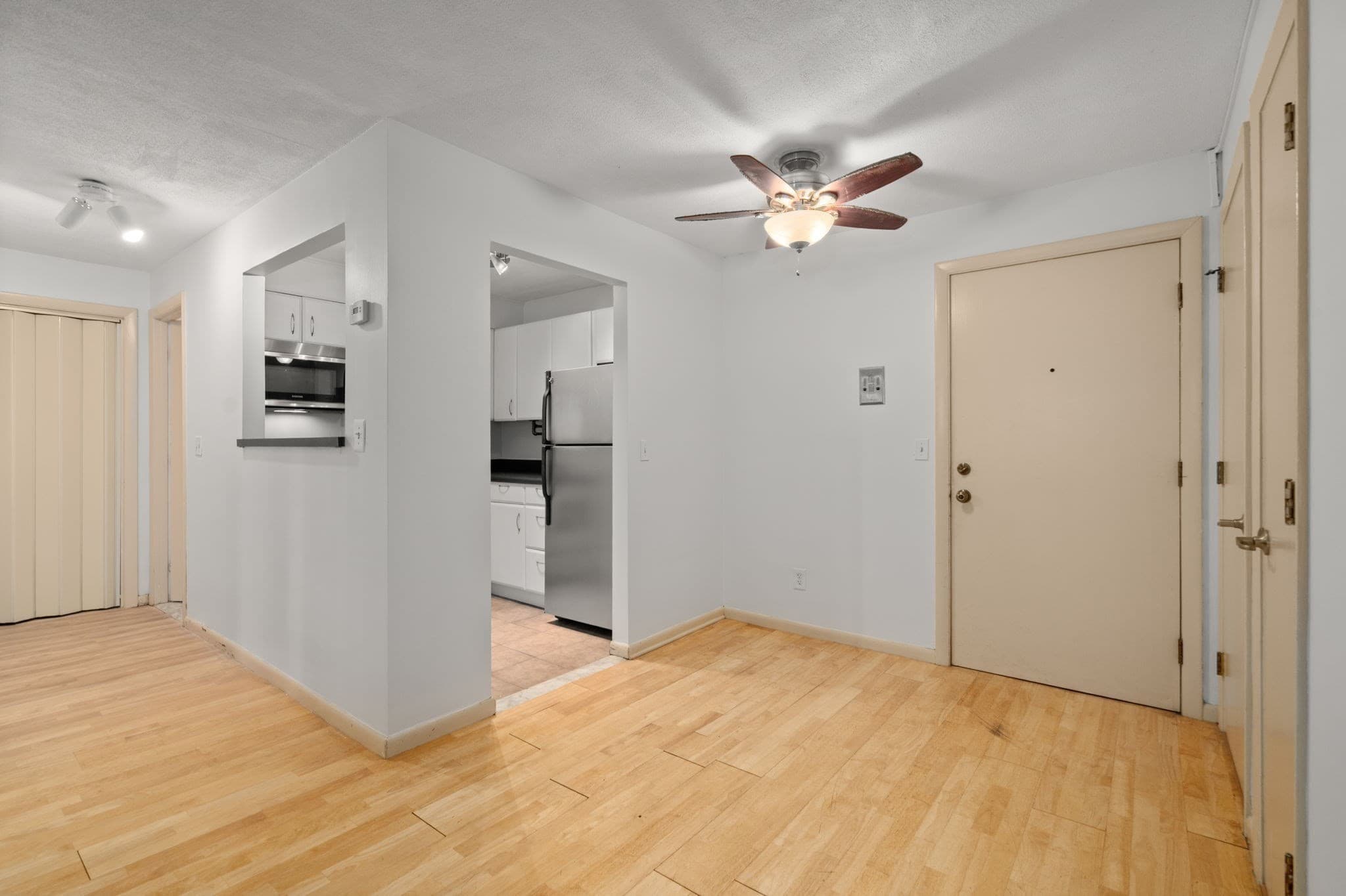 Condominium at 20 Radcliffe # 105, Boston MA 02134, photo 5 of 25