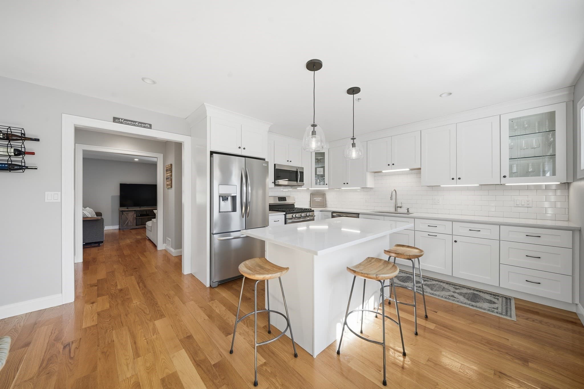 Condominium at 61 Valley St # 2, Wakefield MA 01880, photo 3 of 40