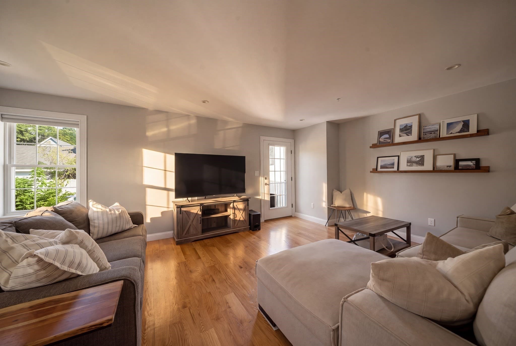 Condominium at 61 Valley St # 2, Wakefield MA 01880, photo 9 of 40