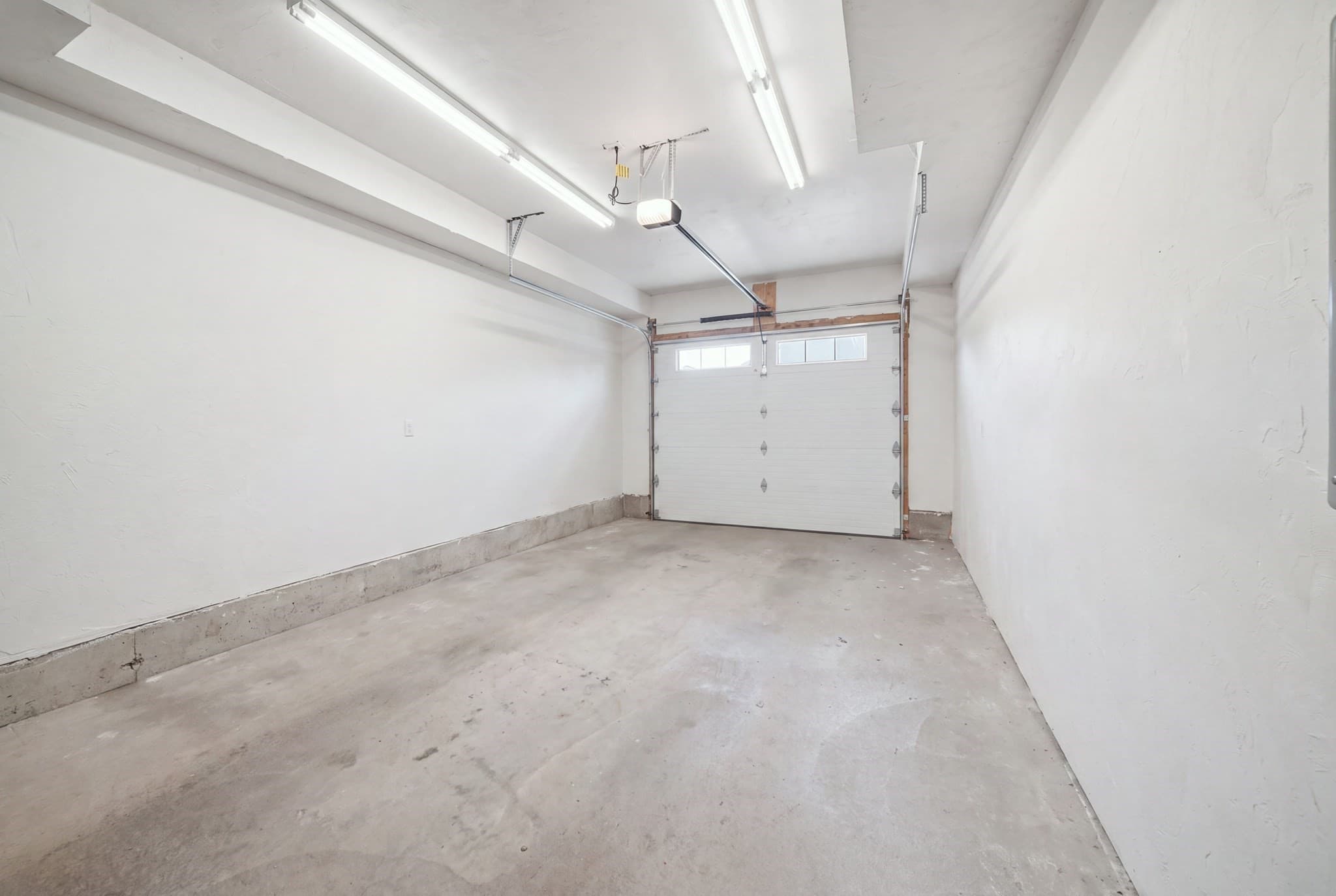 Condominium at 61 Valley St # 2, Wakefield MA 01880, photo 39 of 40