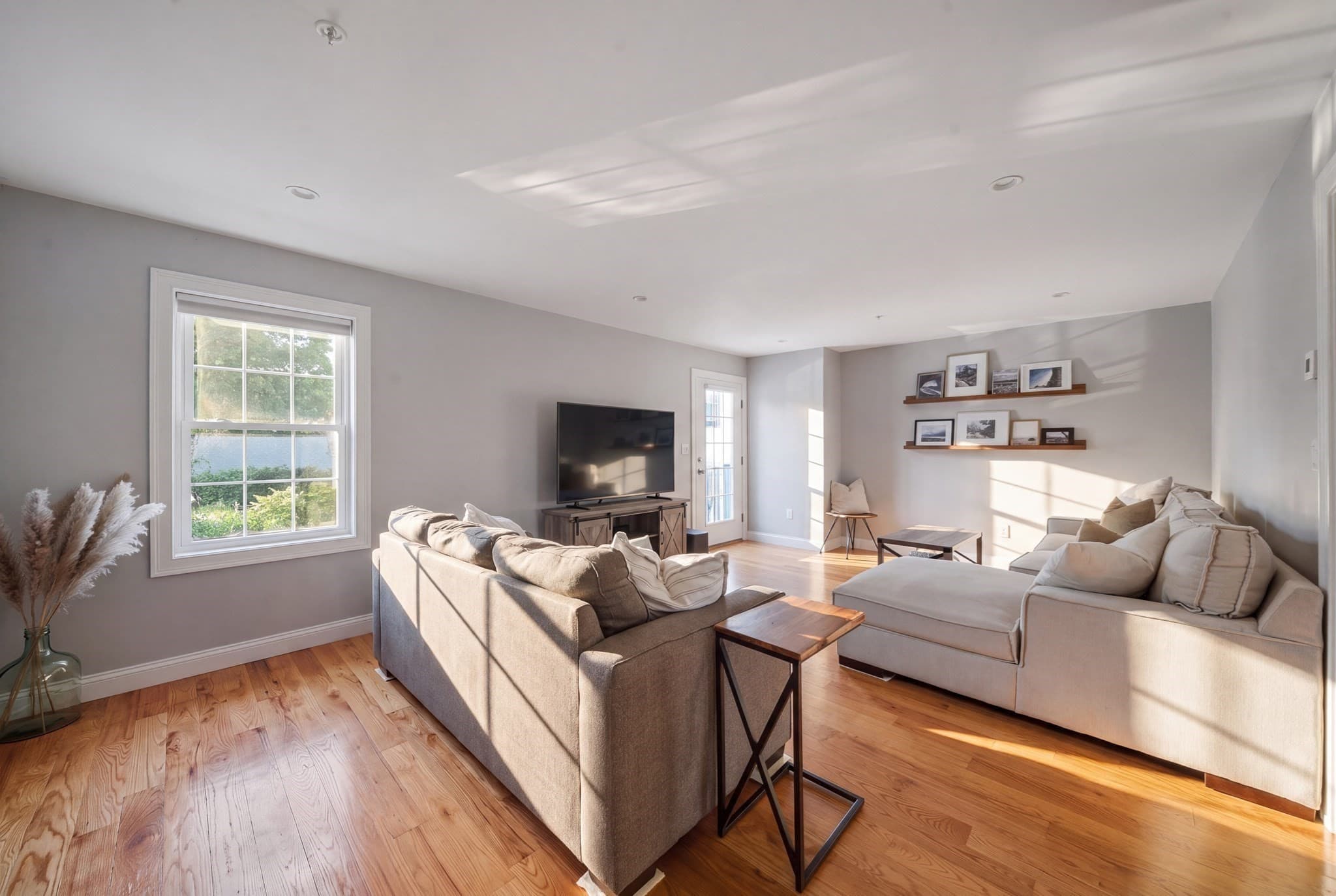 Condominium at 61 Valley St # 2, Wakefield MA 01880, photo 8 of 40