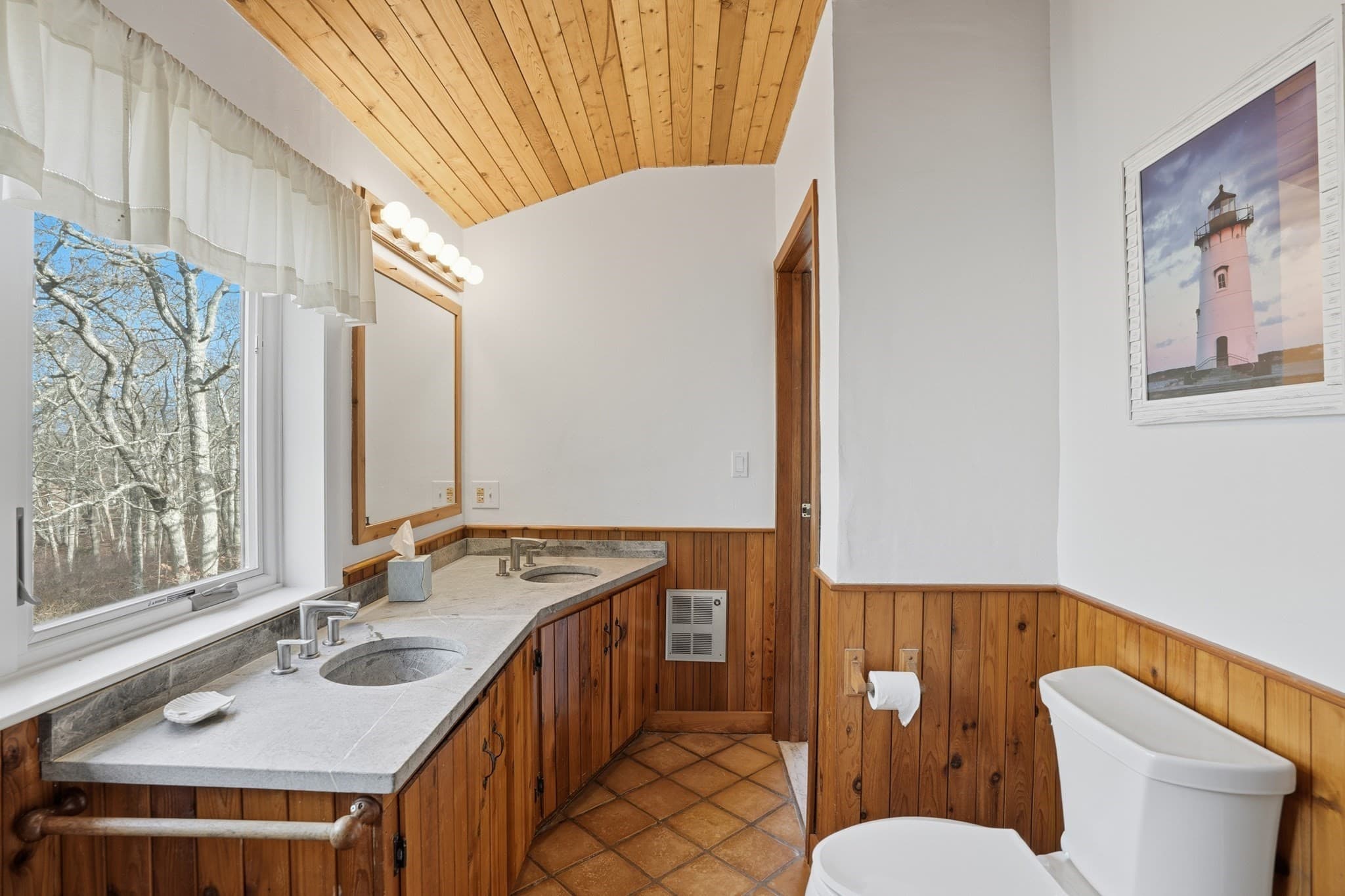Single Family Residence at 43 N Slope Lane, Chilmark MA 02535, photo 22 of 31