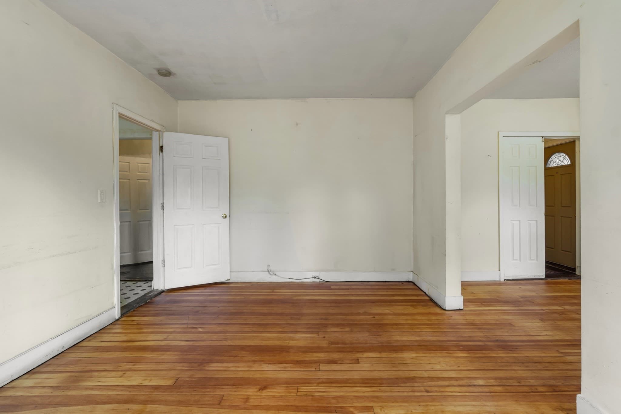 Condominium at 126 Belgrade Avenue # 1, Boston MA 02131, Boston, photo 12 of 28