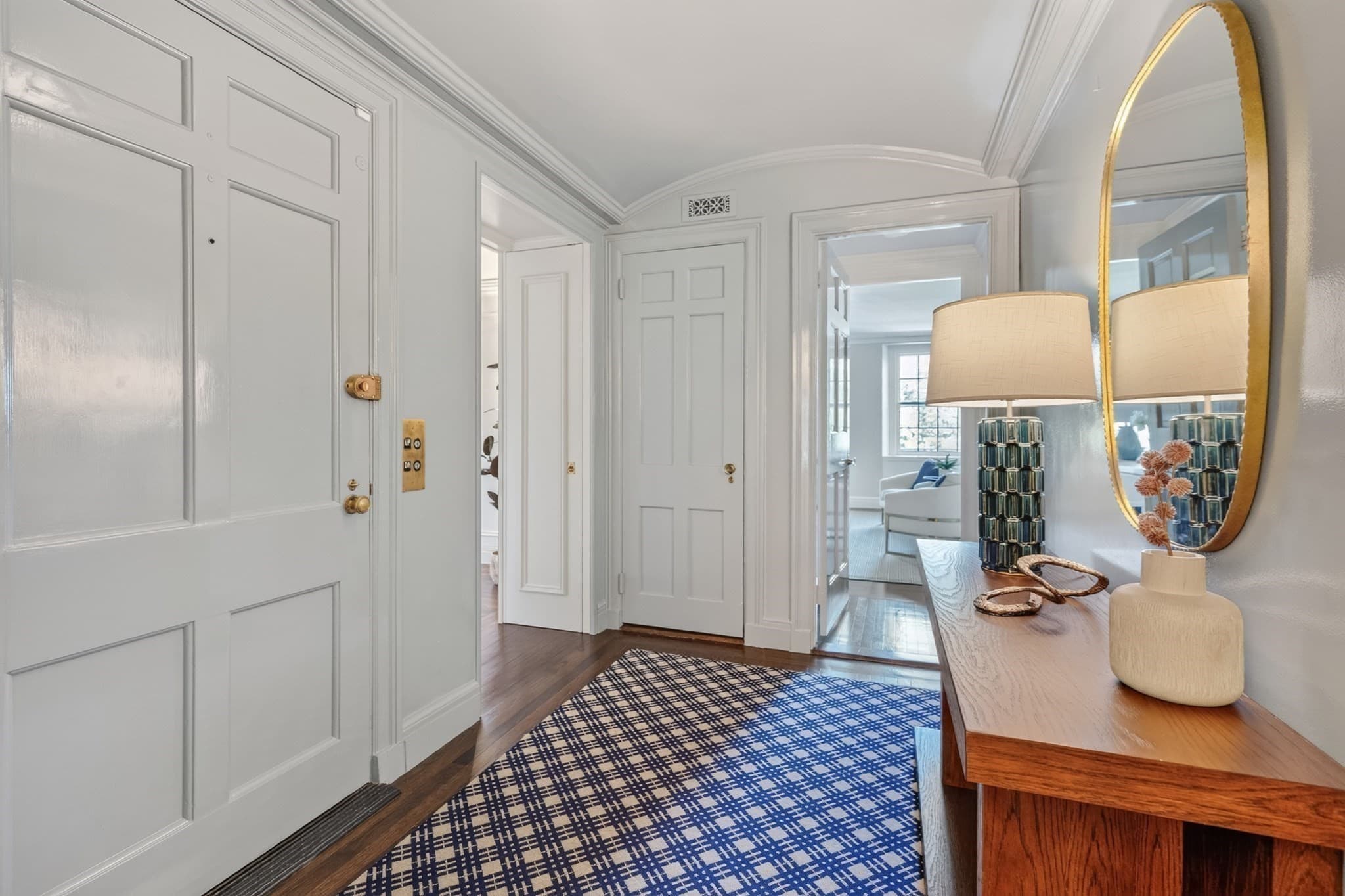 Condominium at 172 Beacon St # 3, Boston MA 02116, photo 2 of 41