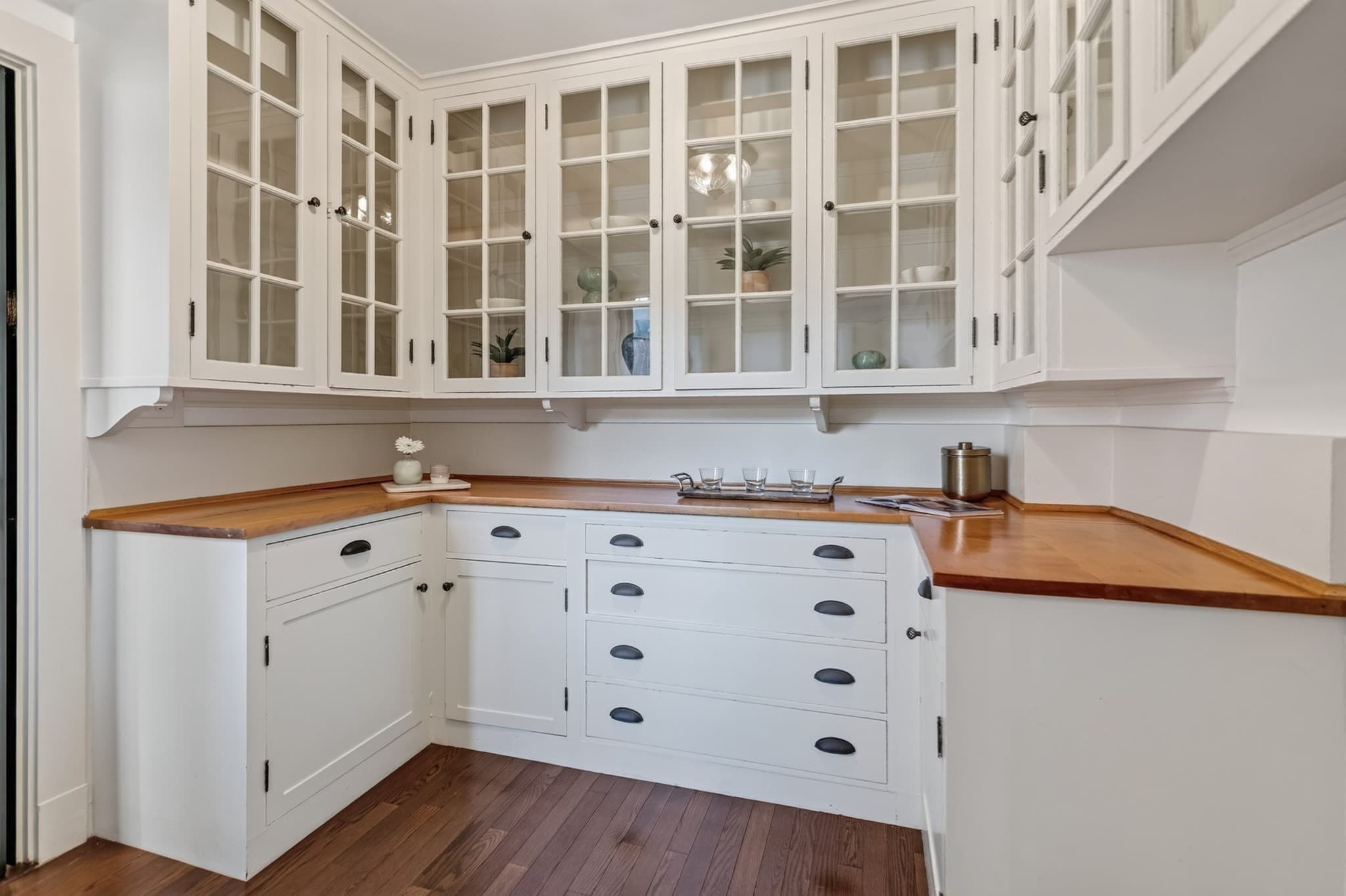 Condominium at 172 Beacon St # 3, Boston MA 02116, photo 14 of 41