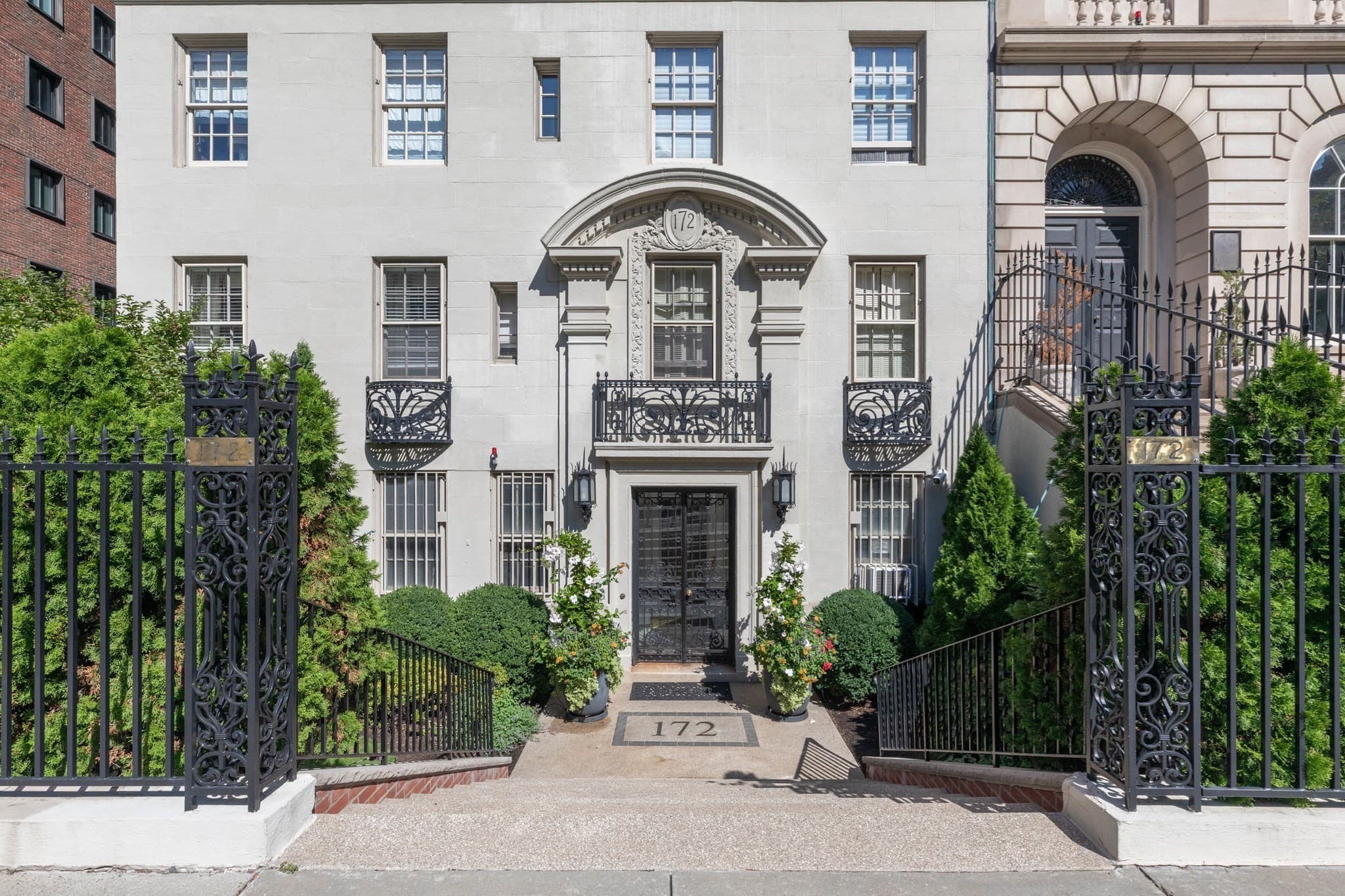 Condominium at 172 Beacon St # 3, Boston MA 02116, photo 40 of 41