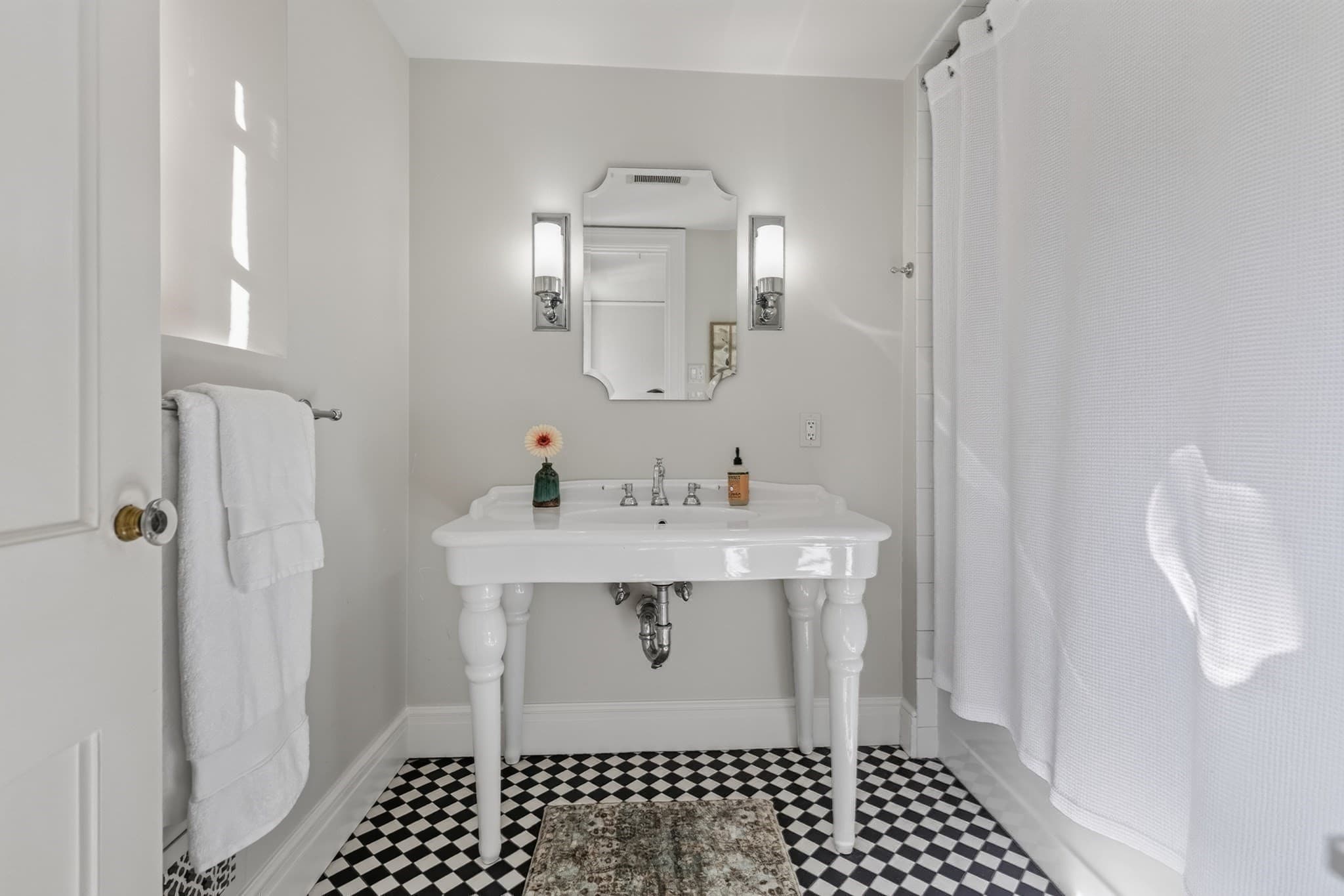 Condominium at 172 Beacon St # 3, Boston MA 02116, photo 29 of 41
