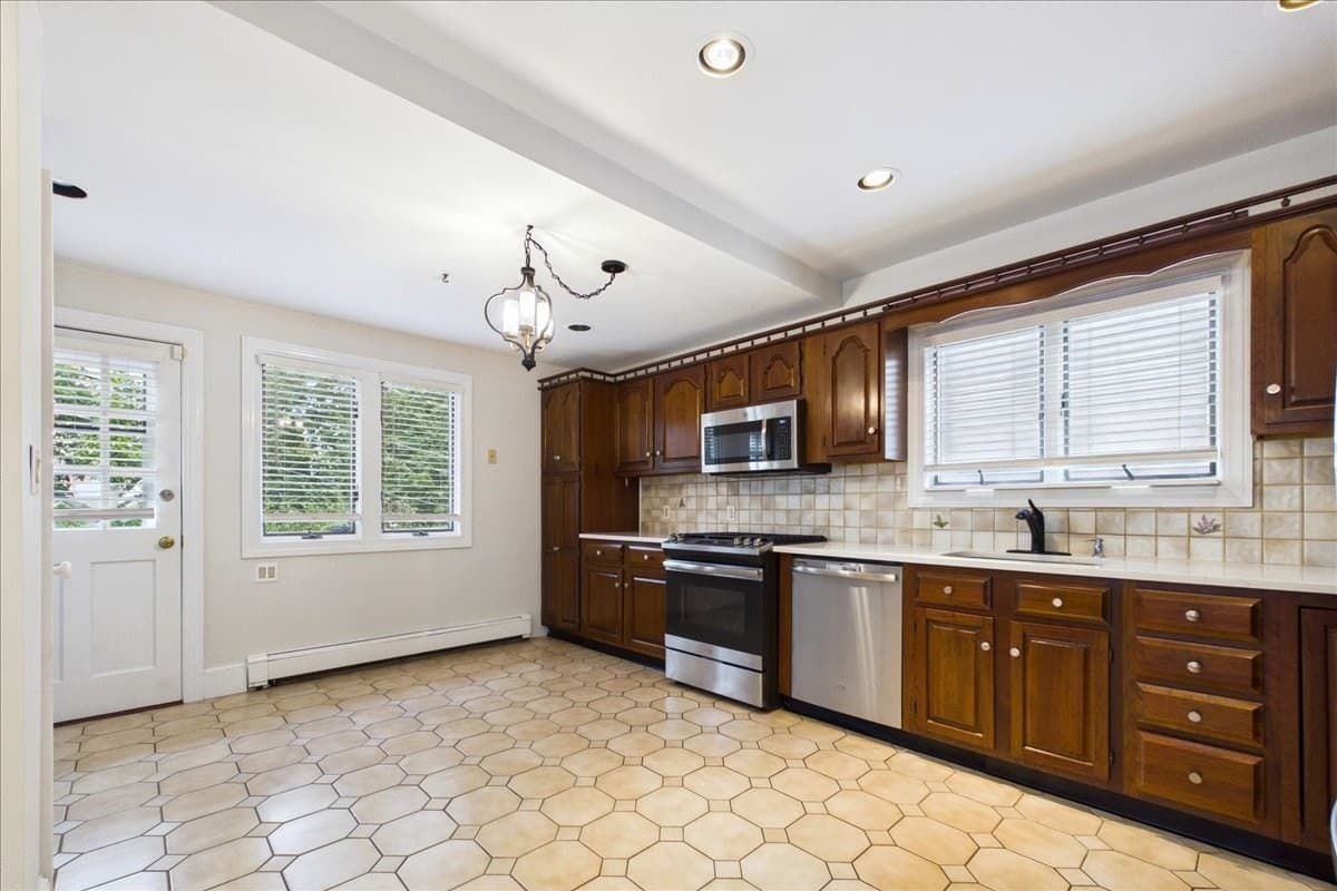 Single Family Residence at 9 Granada Ave, Boston MA 02131, Boston, photo 19 of 42