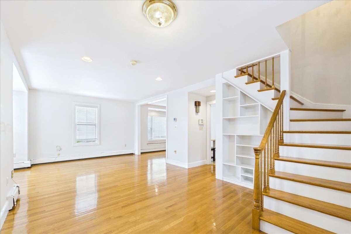 Single Family Residence at 9 Granada Ave, Boston MA 02131, Boston, photo 8 of 42