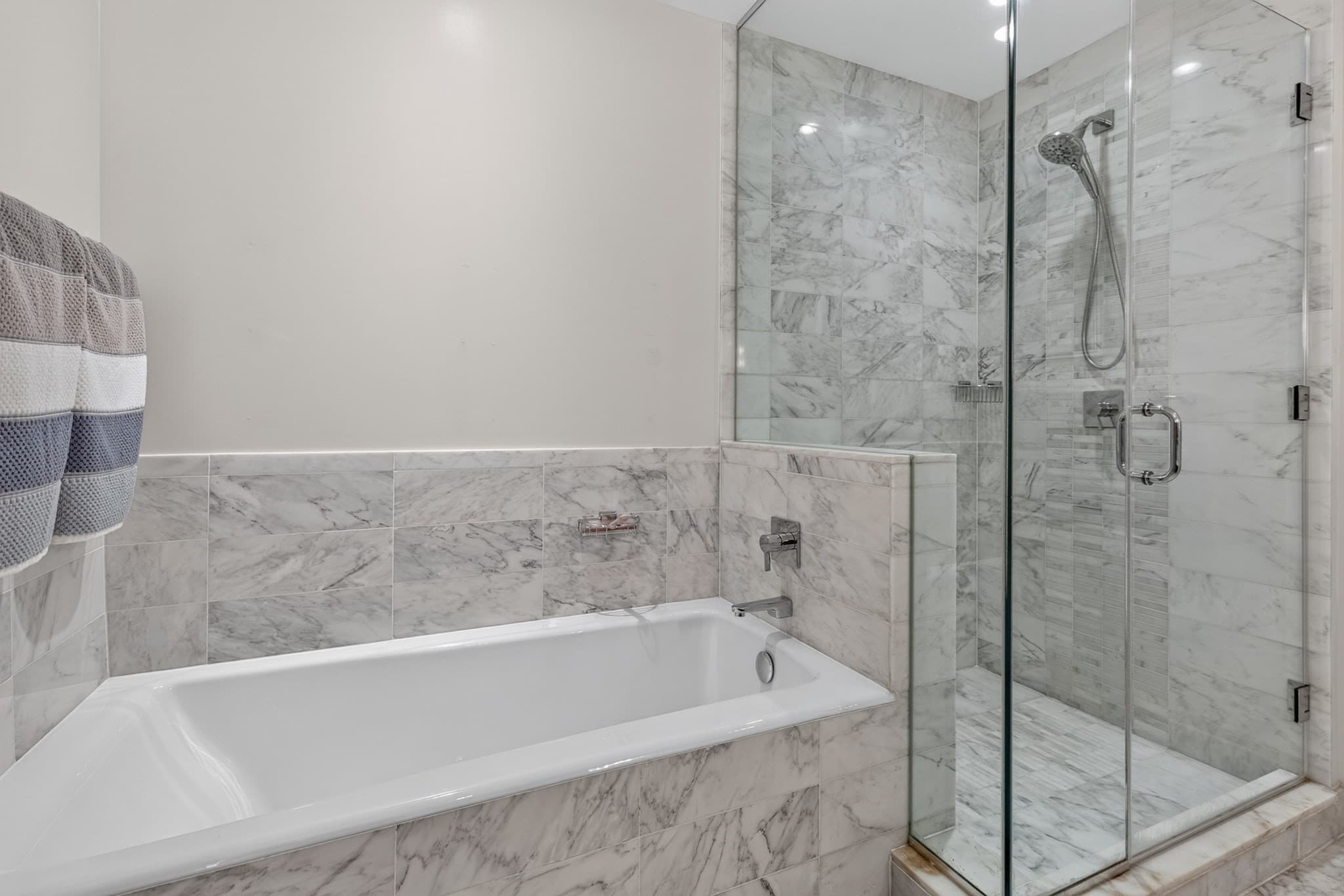 Condominium at 580 Washington St # 1410, Boston MA 02111, photo 20 of 26