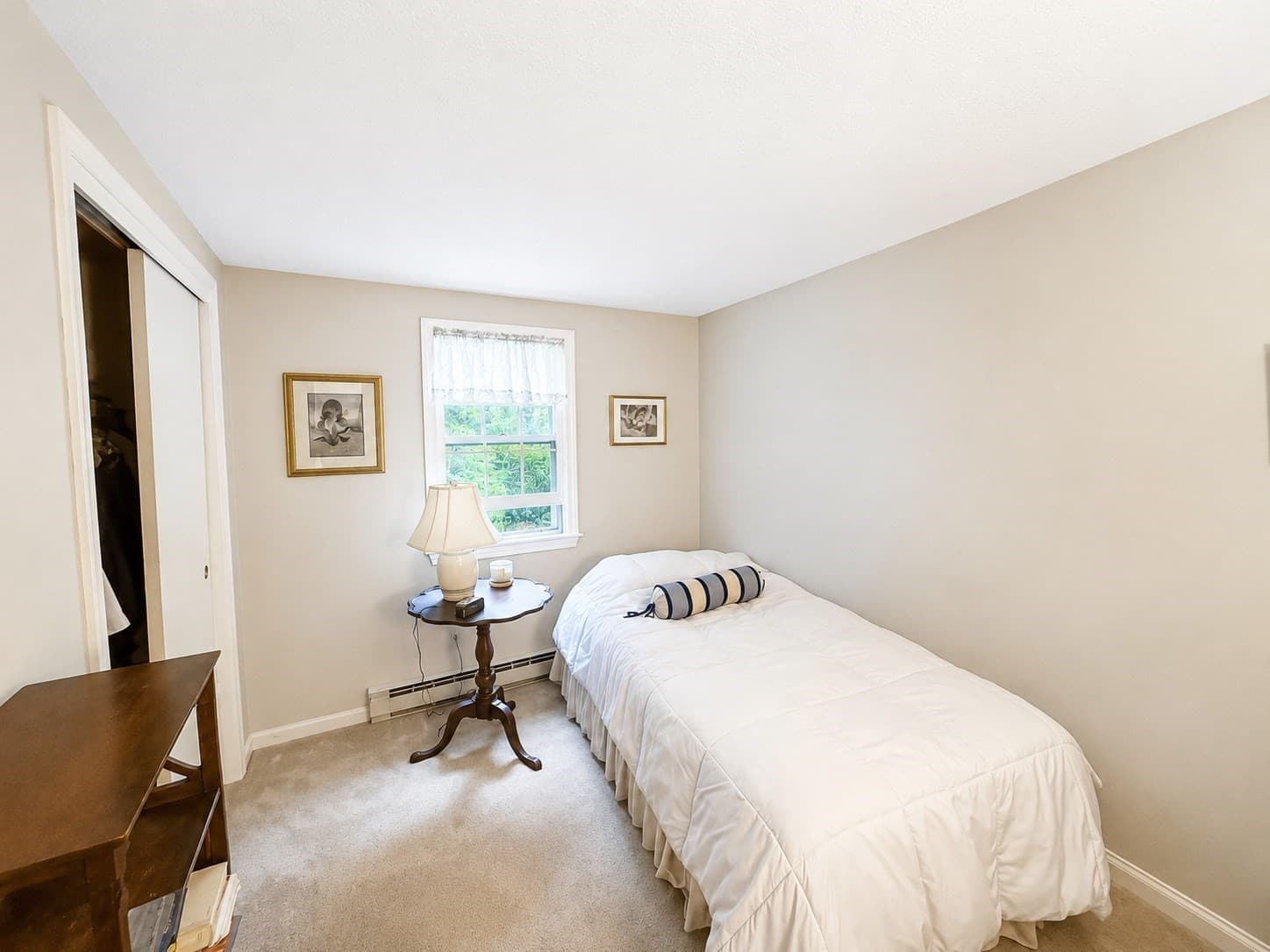 Single Family Residence at 120 Halfway Pond Rd, Plymouth MA 02360, photo 12 of 32