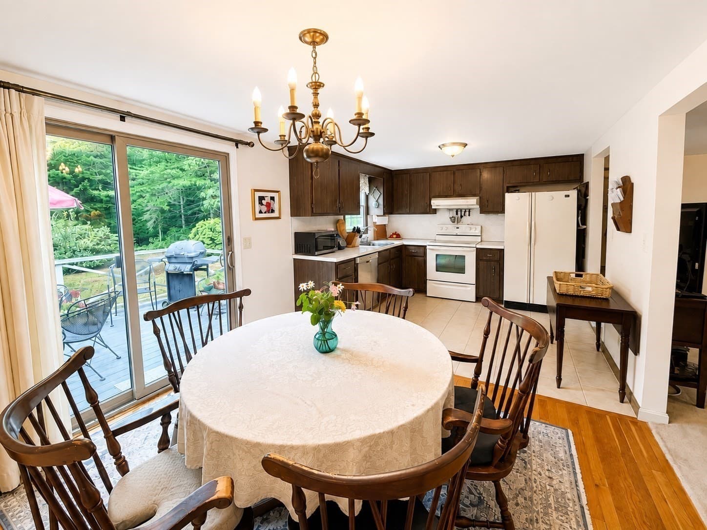 Single Family Residence at 120 Halfway Pond Rd, Plymouth MA 02360, photo 7 of 32