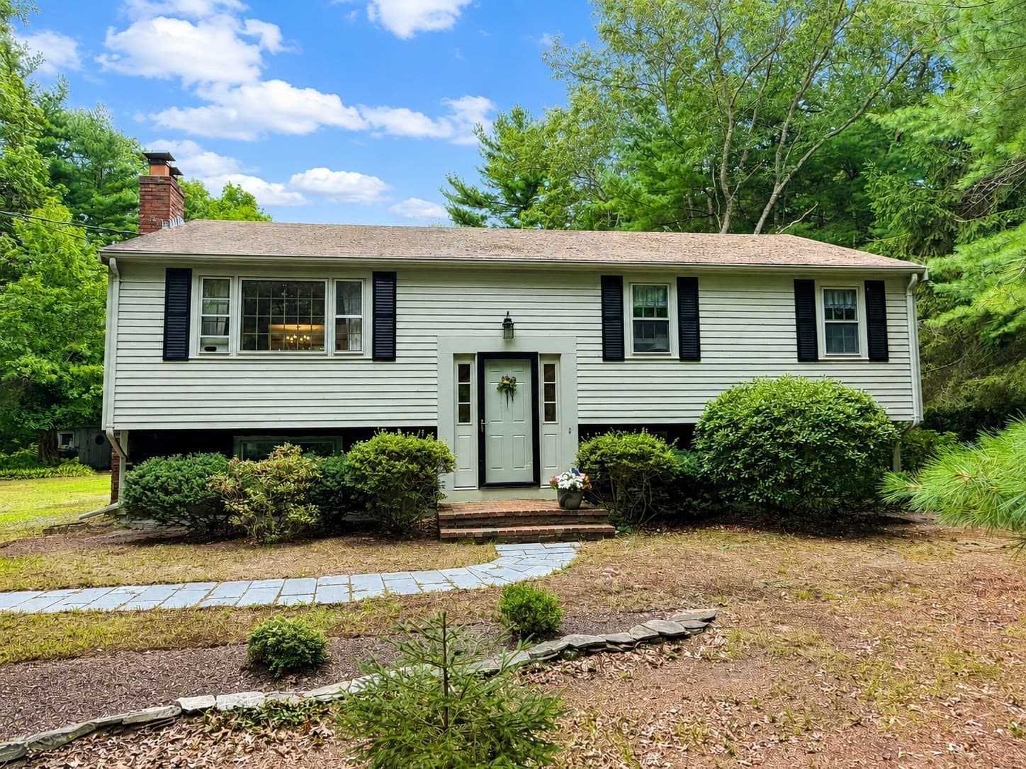 120 Halfway Pond Rd, Plymouth MA 02360