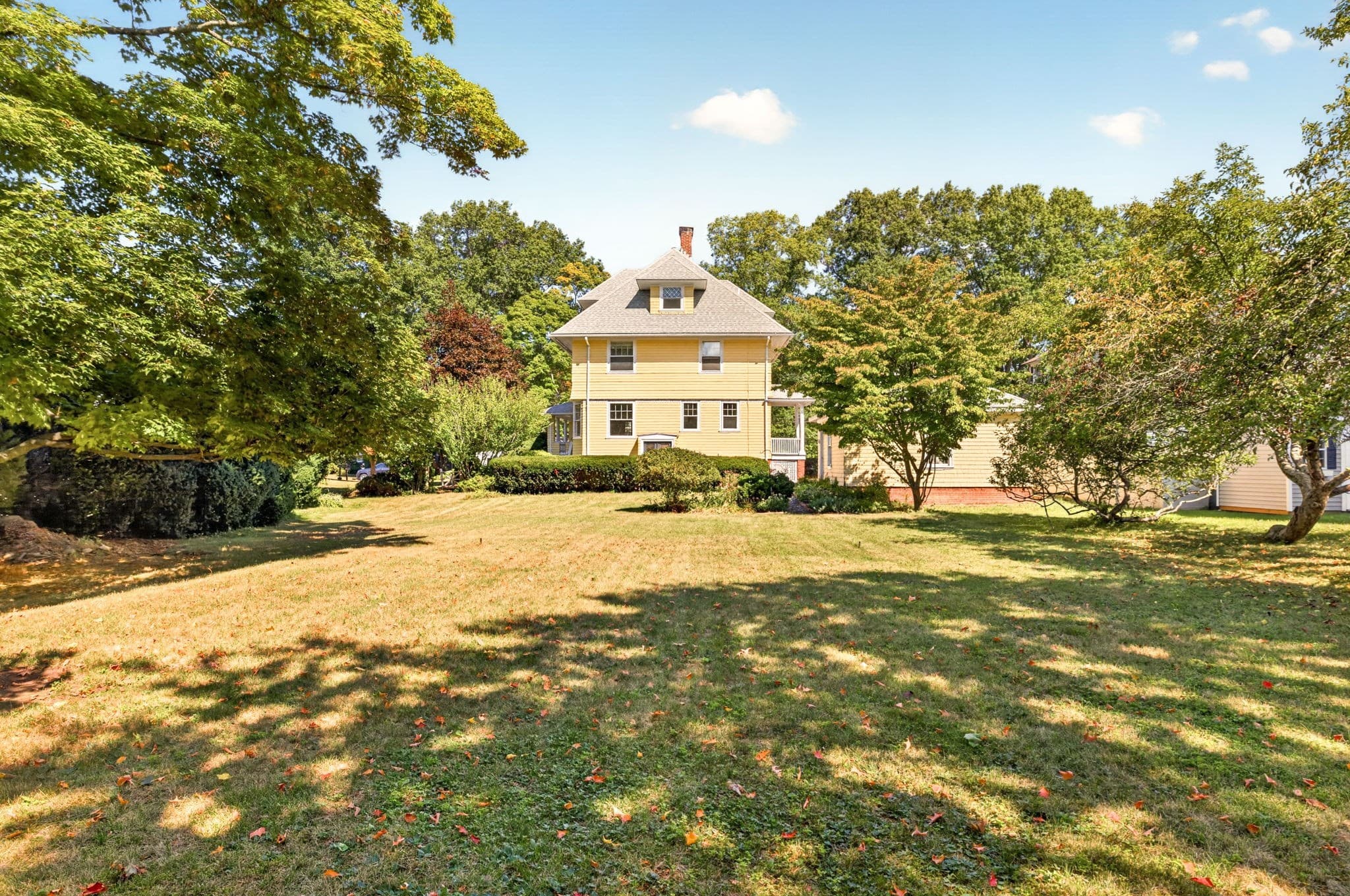 Single Family Residence at 21 Grant St, North Attleboro MA 02760, North Attleboro, photo 5 of 34
