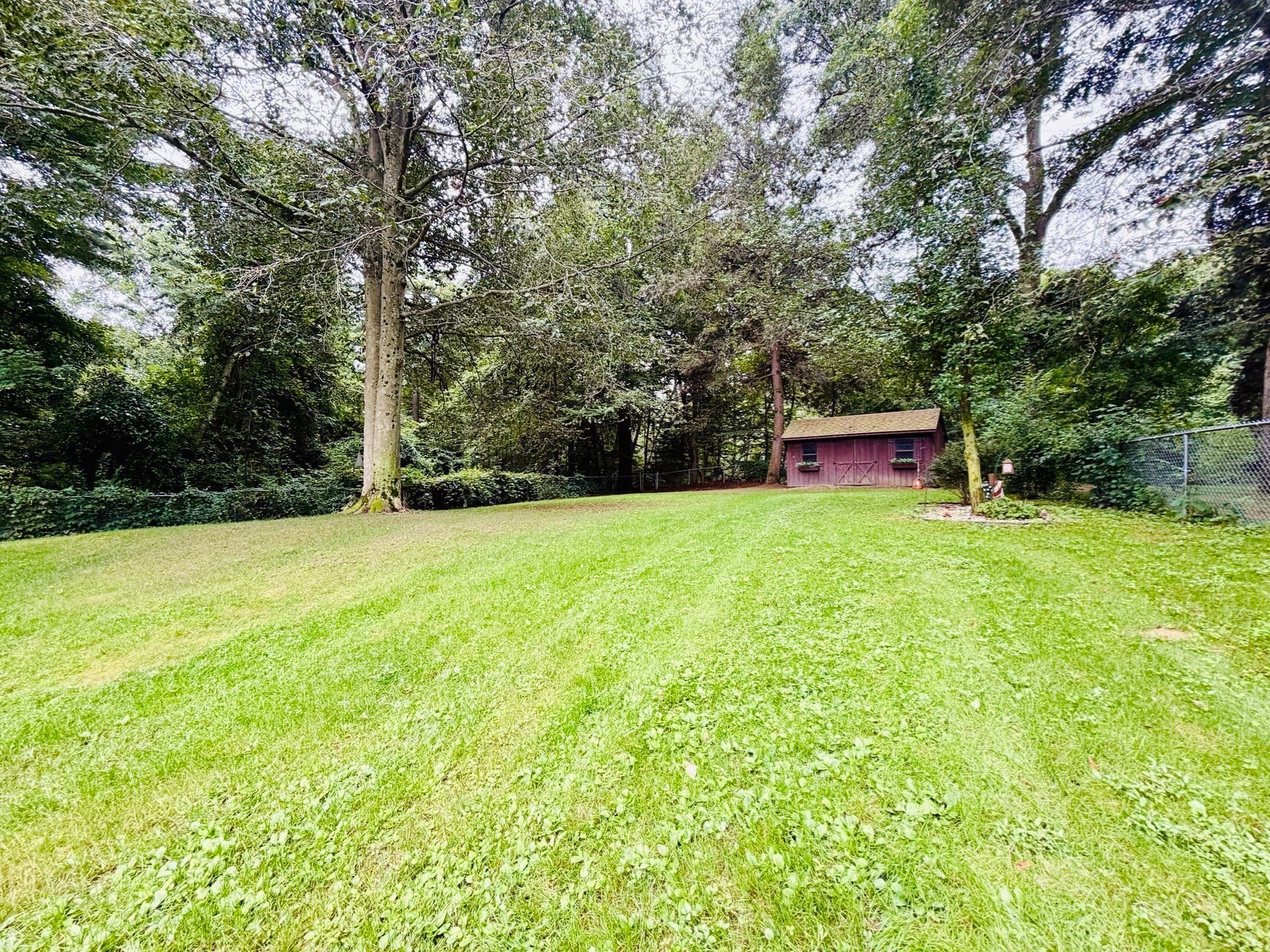 Single Family Residence at 133 Cottonwood Ln, Agawam MA 01001, Agawam, photo 9 of 38