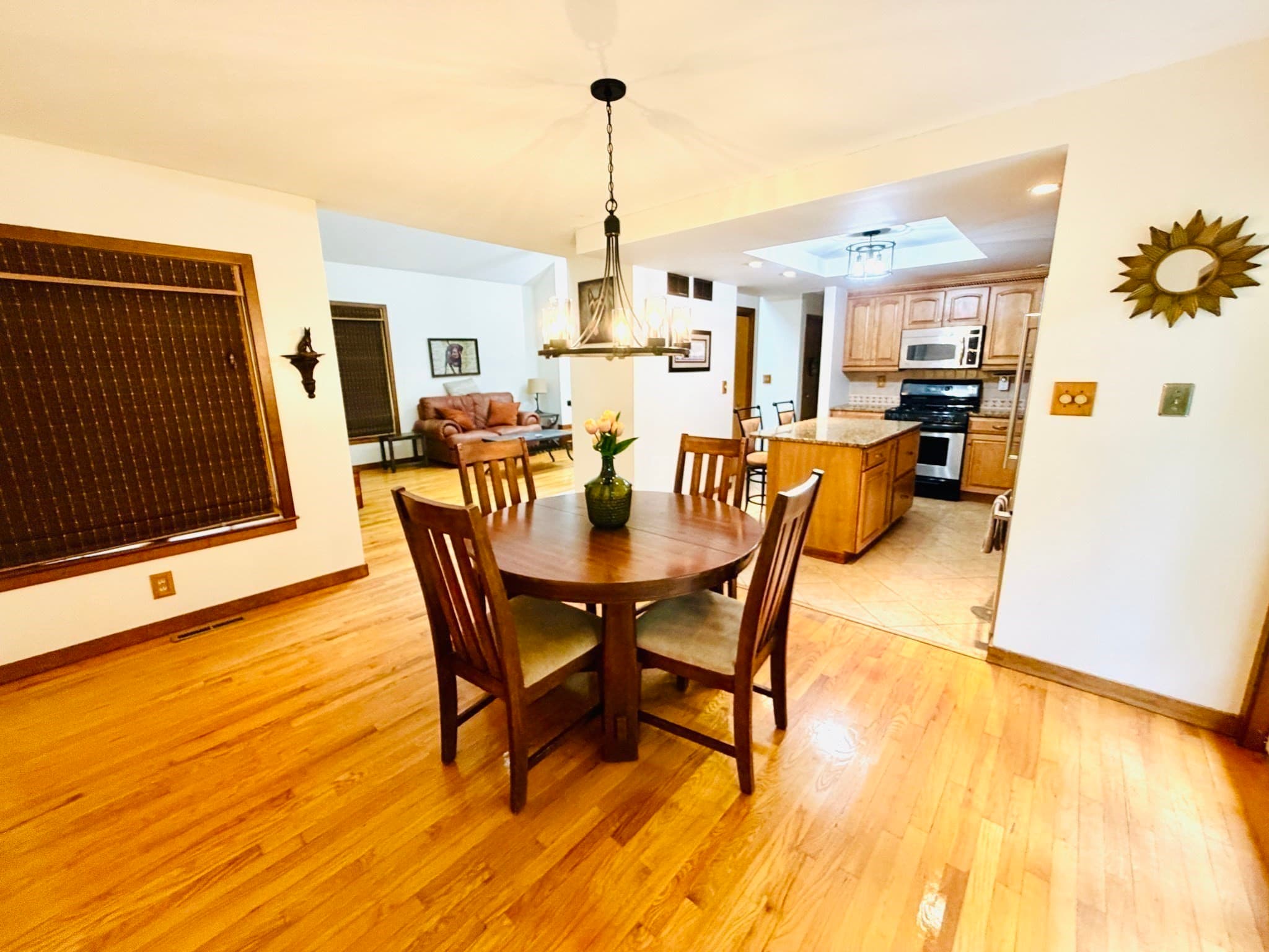 Single Family Residence at 133 Cottonwood Ln, Agawam MA 01001, Agawam, photo 14 of 38