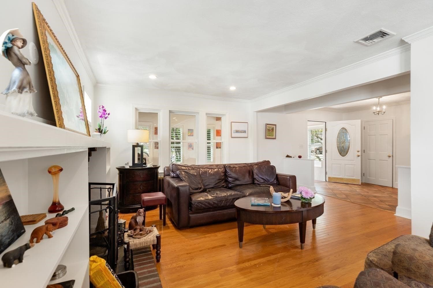 Single Family Residence at 501 Belmont St, Belmont MA 02478, photo 9 of 42