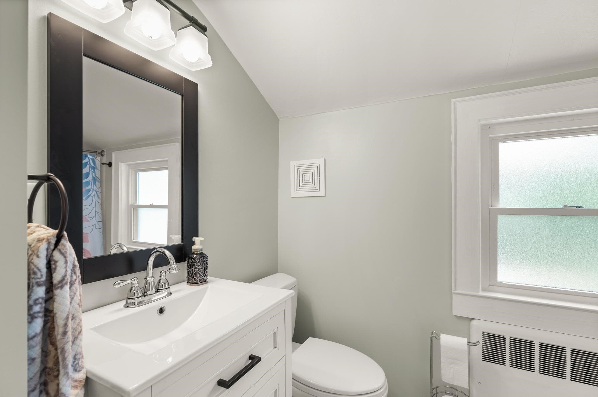 Single Family Residence at 67 Woodard Ave, Brockton MA 02301, Brockton, photo 25 of 42