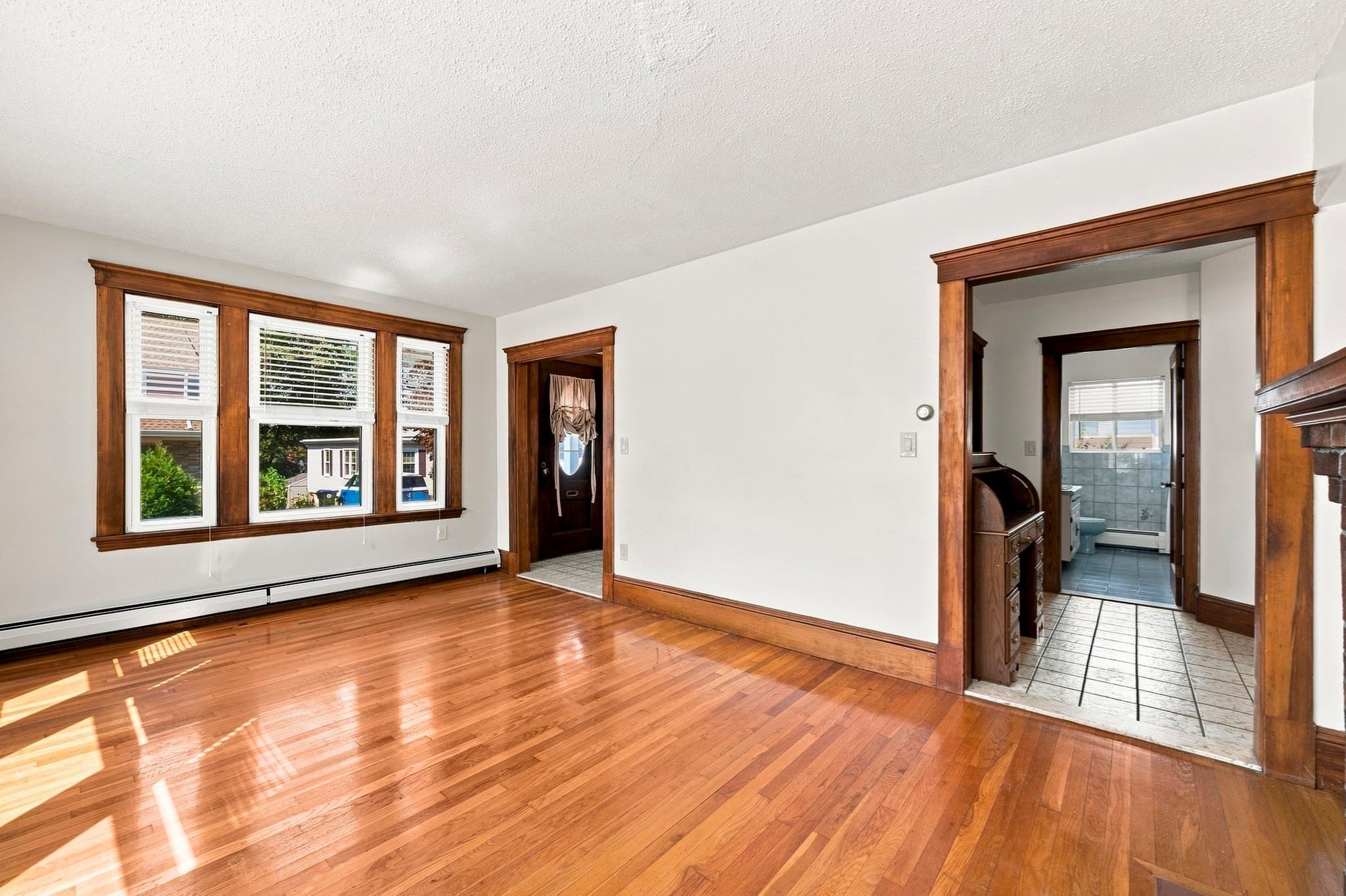 Single Family Residence at 9 Gregg St, Beverly MA 01915, Beverly, photo 13 of 40