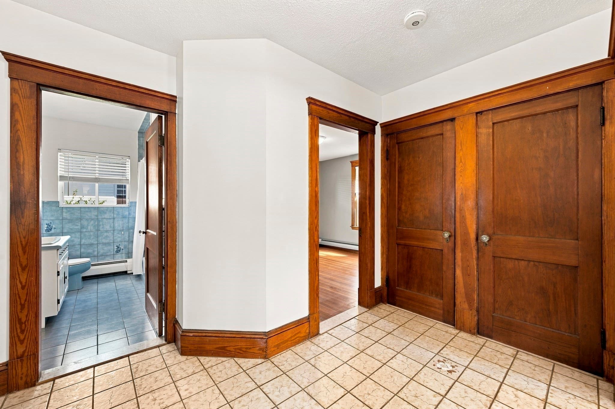 Single Family Residence at 9 Gregg St, Beverly MA 01915, Beverly, photo 14 of 40