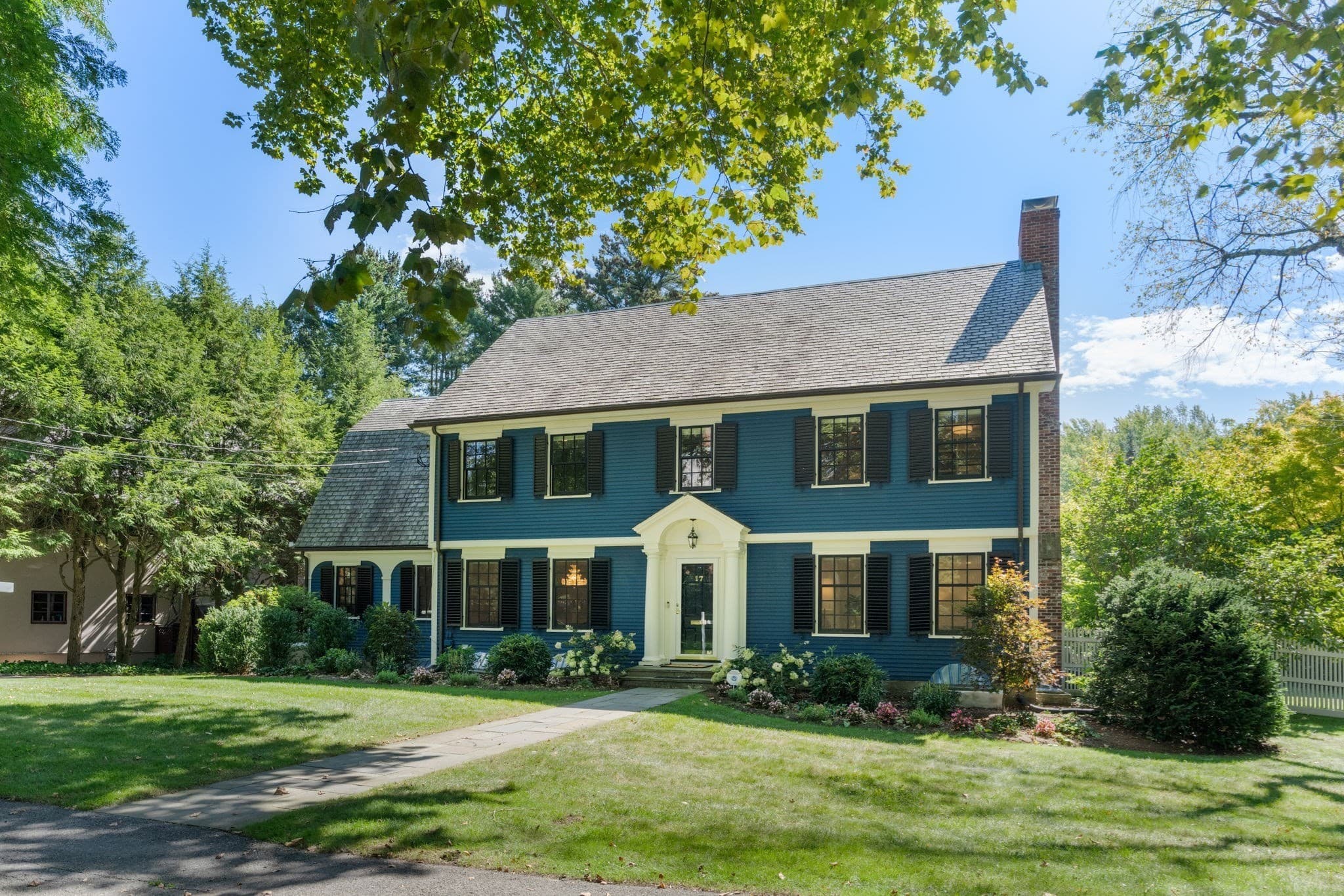 17 Glenoe Rd, Brookline MA 02467