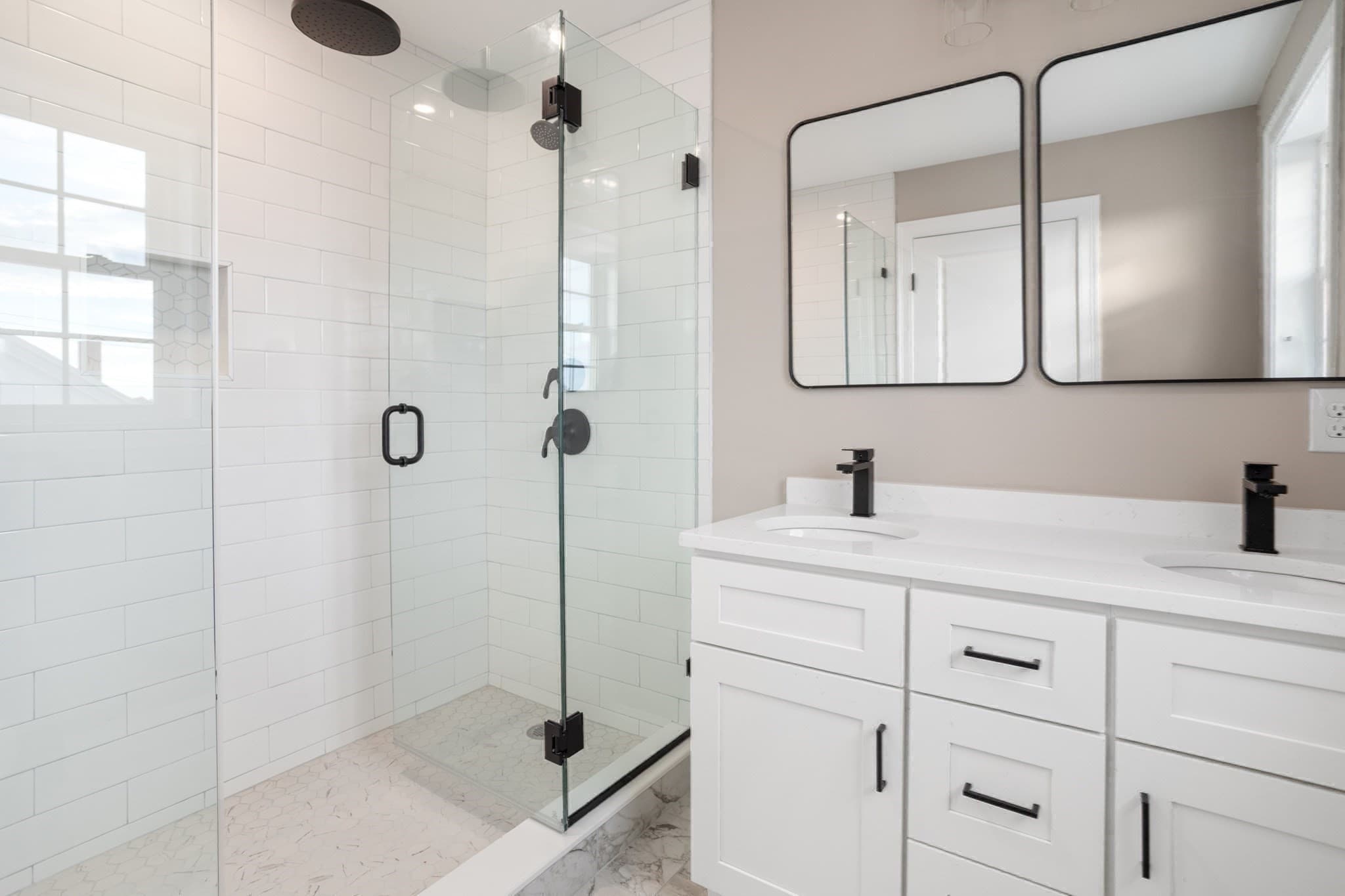 Condominium at 661 Washington Avenue # 1, Revere MA 02151, Revere, photo 12 of 40